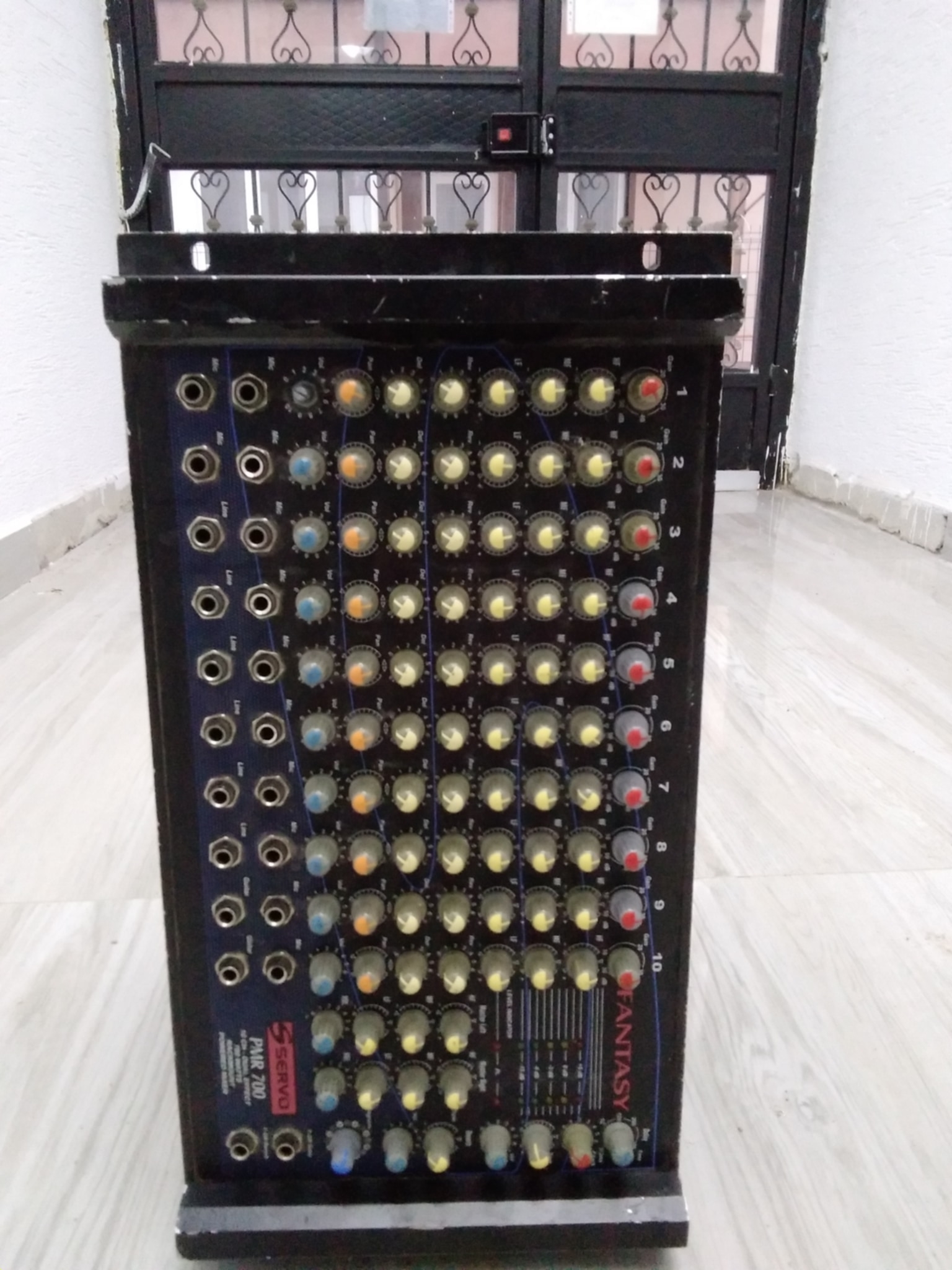 SERVO PMR 700 KÜP Amfi 2