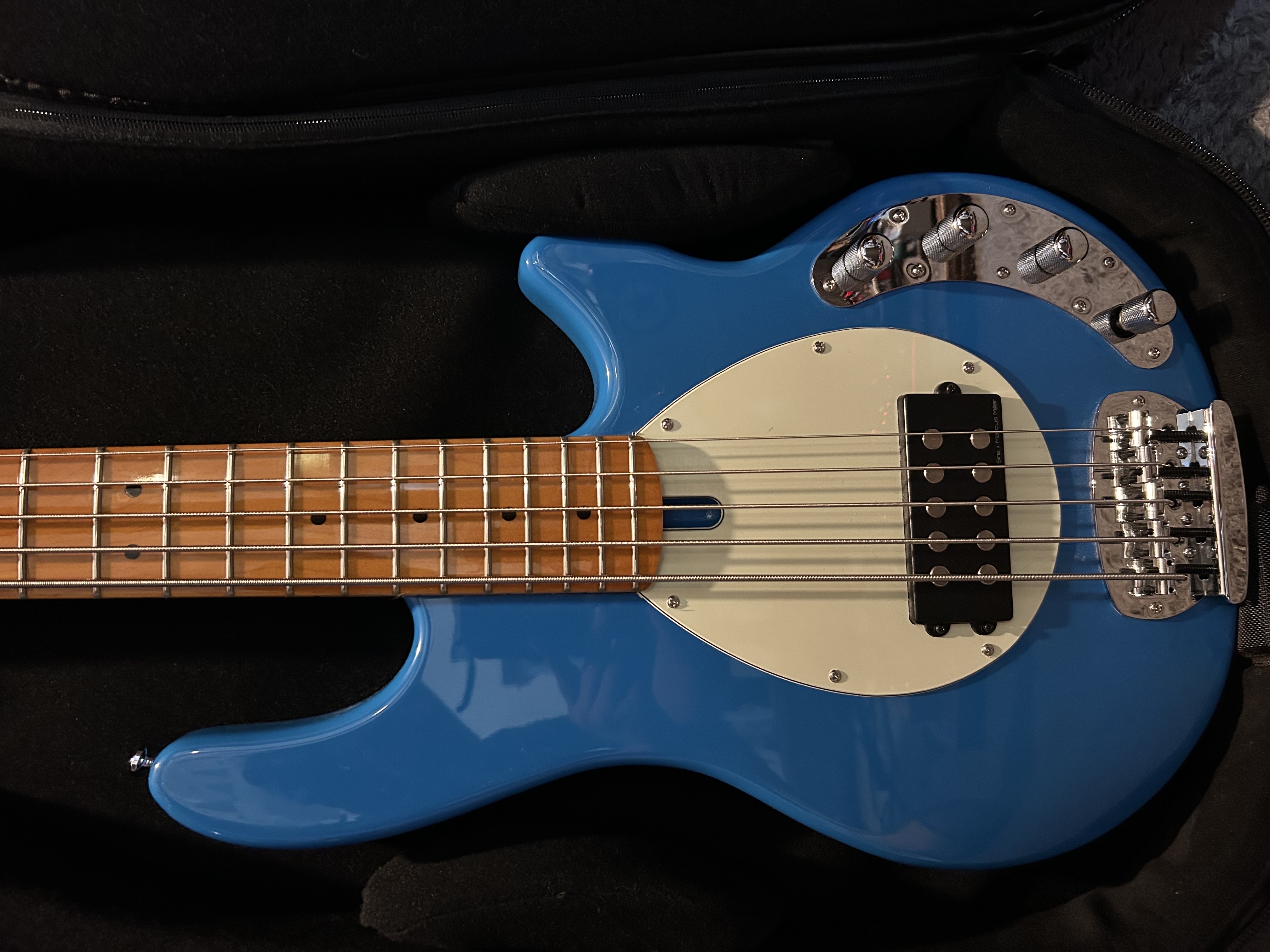 Marcus Miller Sire Z3 5 telli bas gitar 3