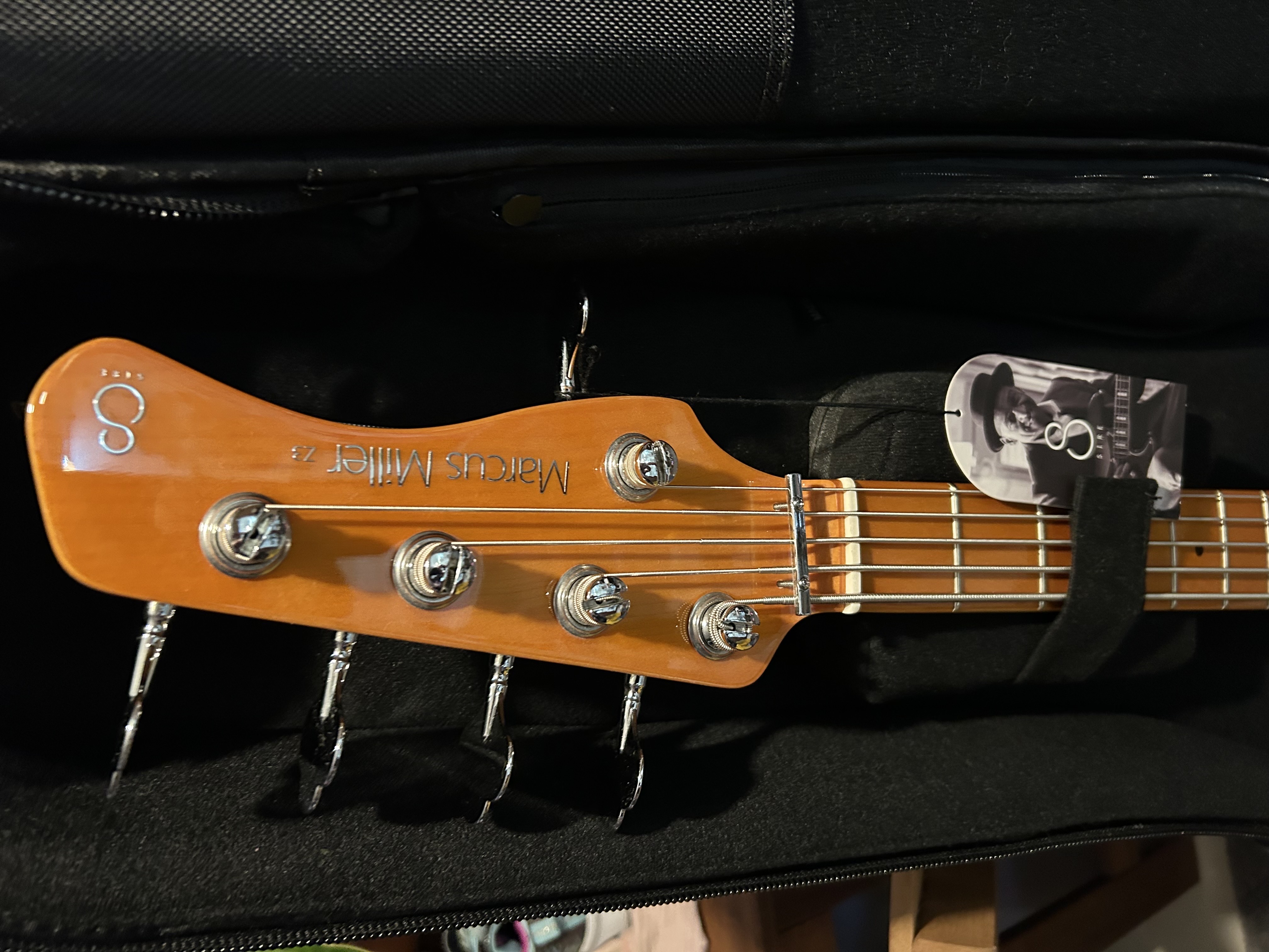 Marcus Miller Sire Z3 5 telli bas gitar 4