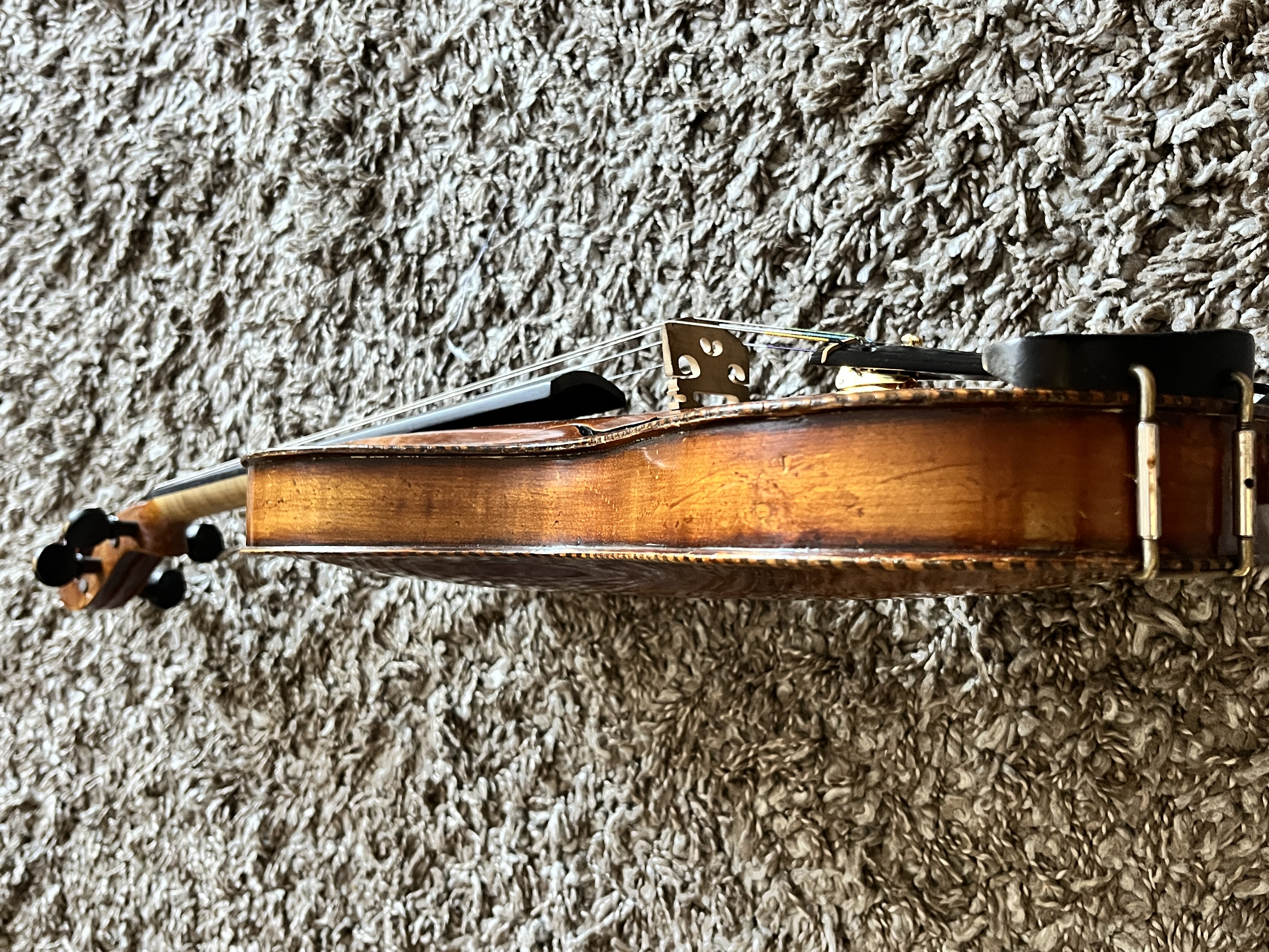 GUSETTO BAROK FORM KEMAN 7