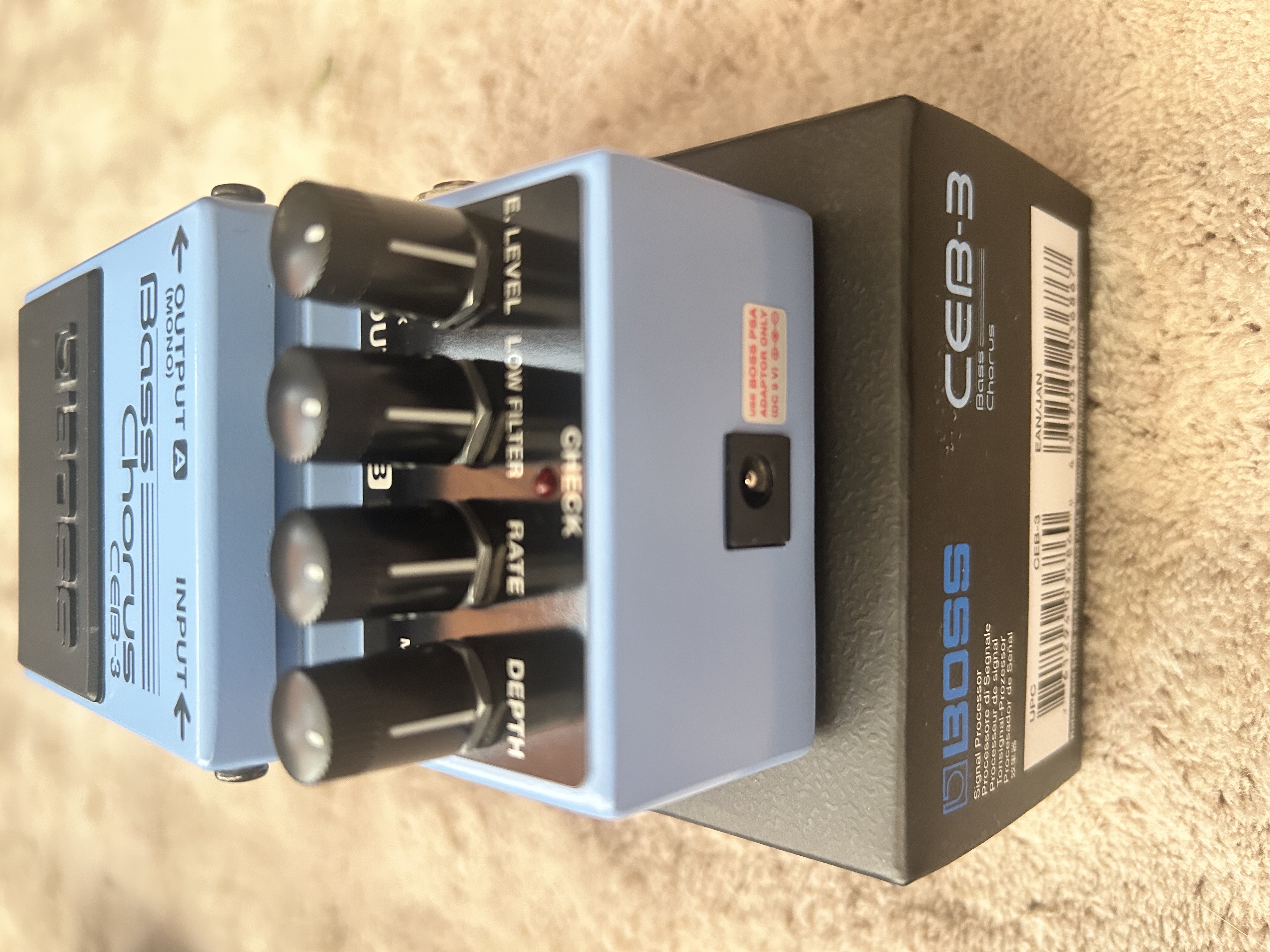 Boss CEB-3 chorus bass pedal 3