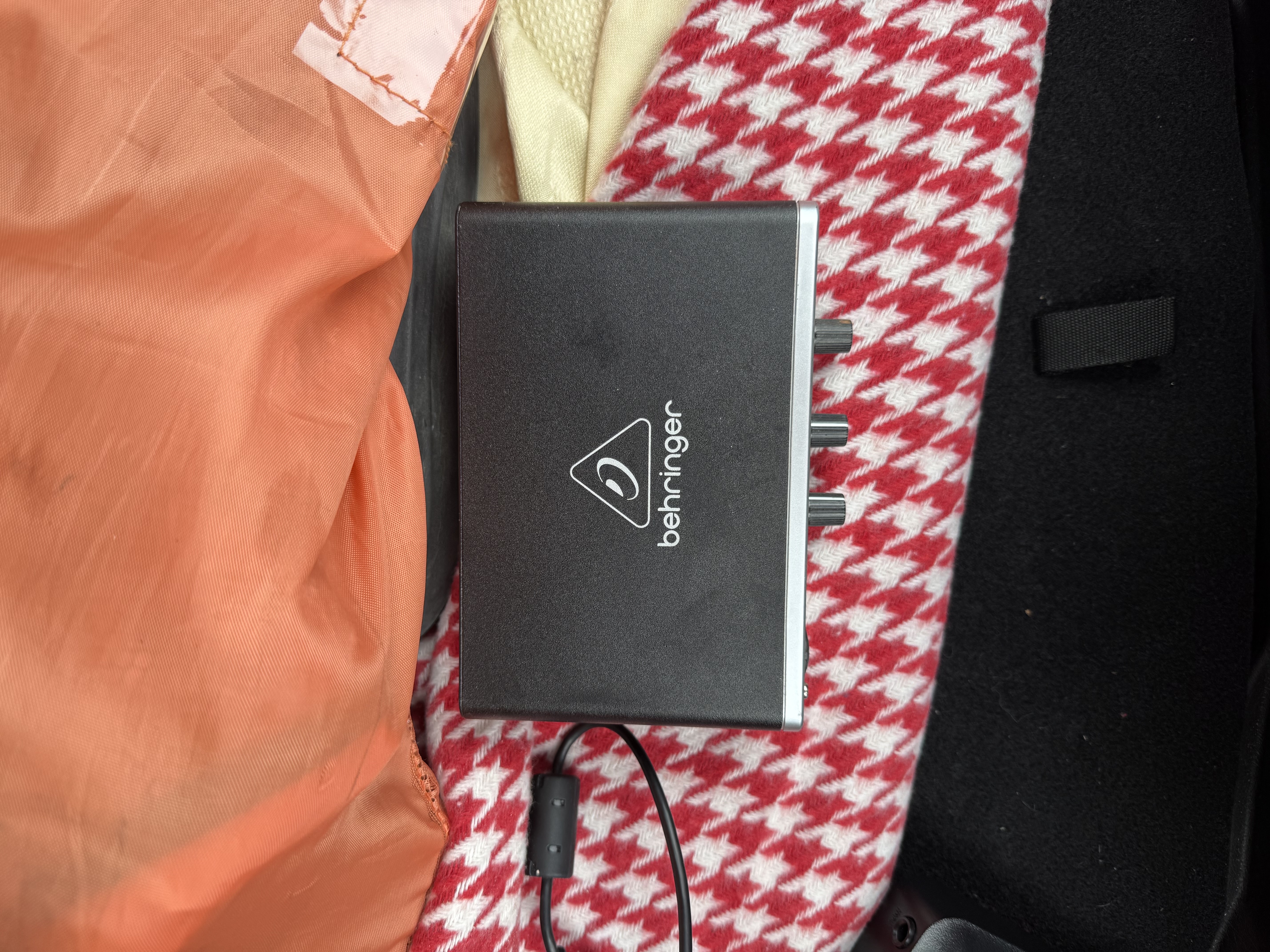 Behringer Umc22 2