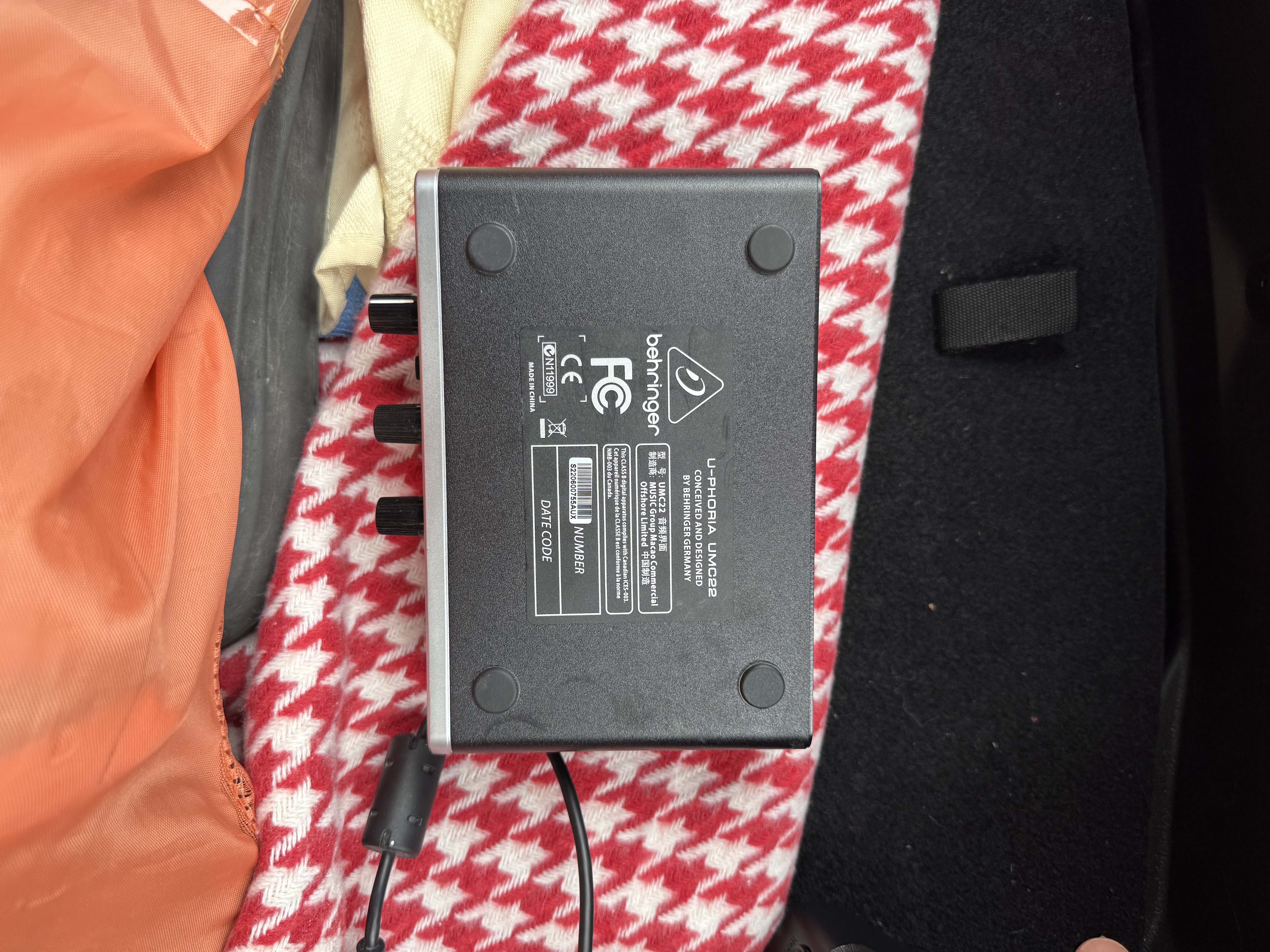Behringer Umc22 4