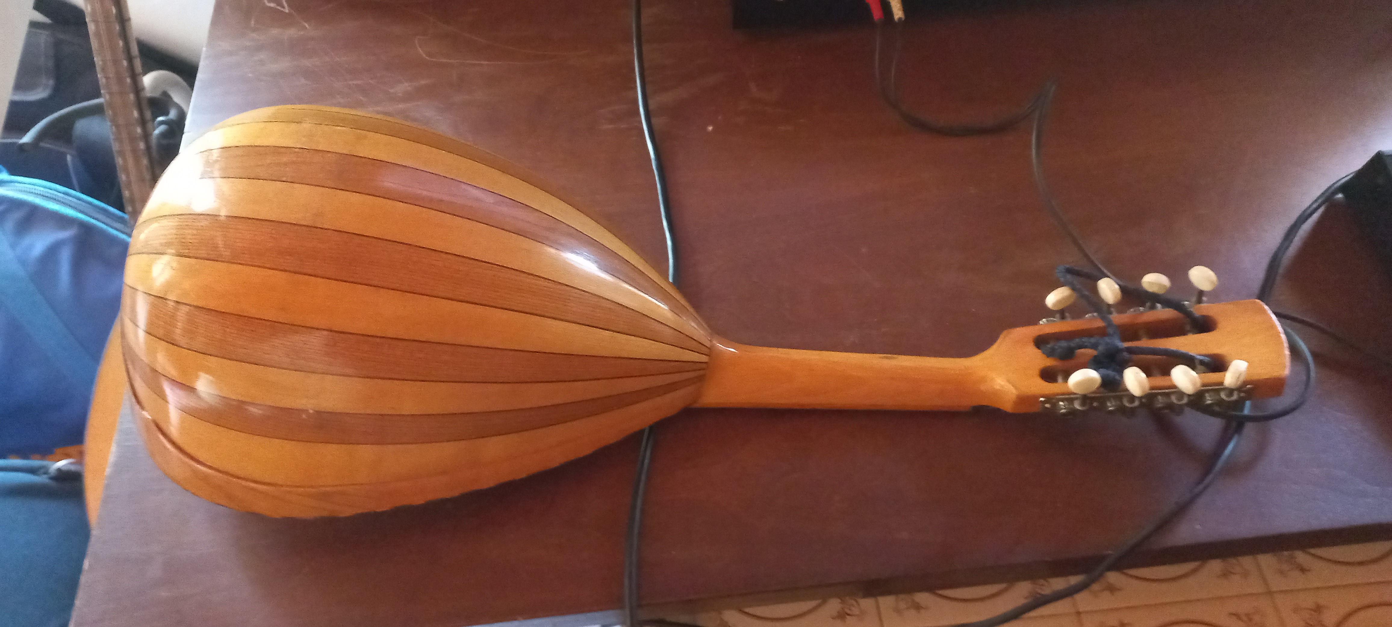 Mandolin (orj.elyapım) 7