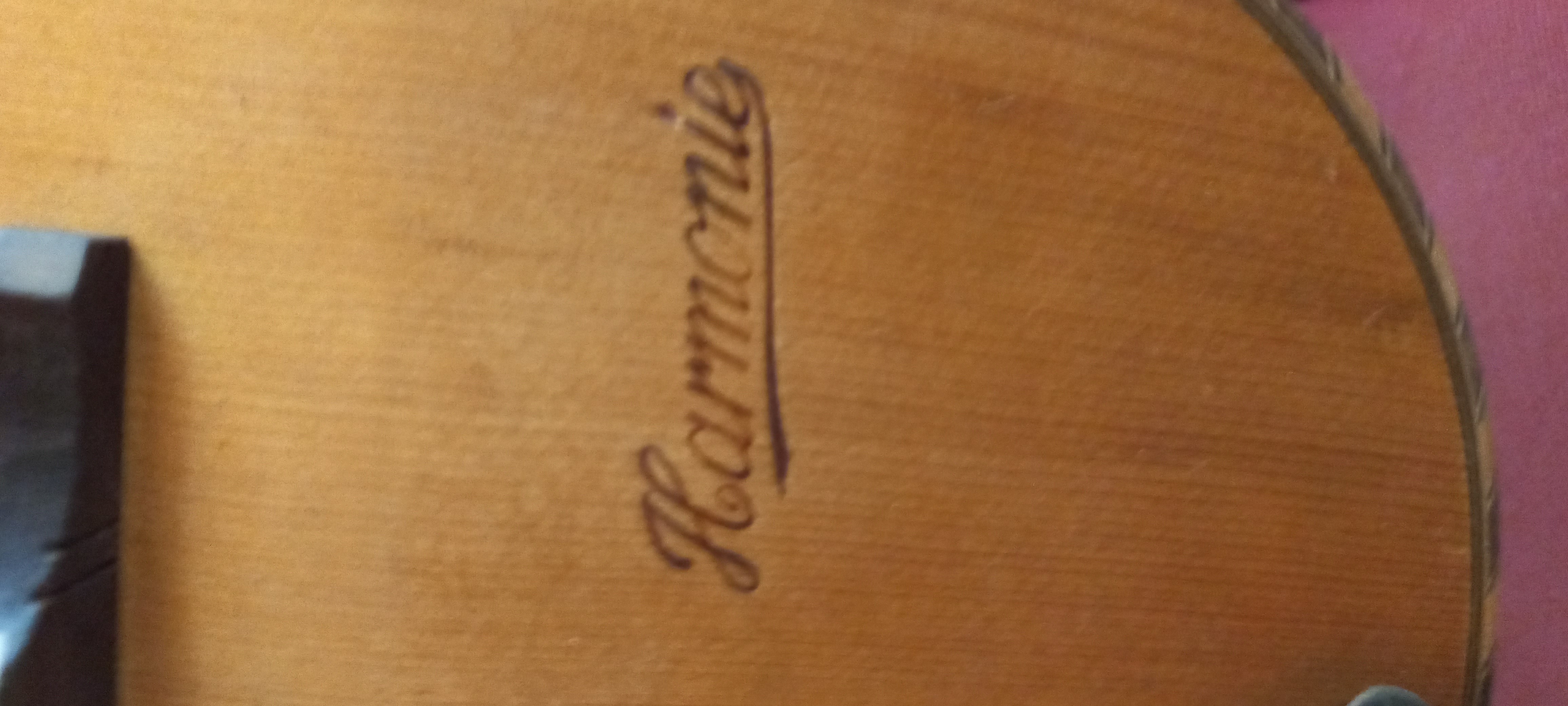 Mandolin (orj.elyapım) 3