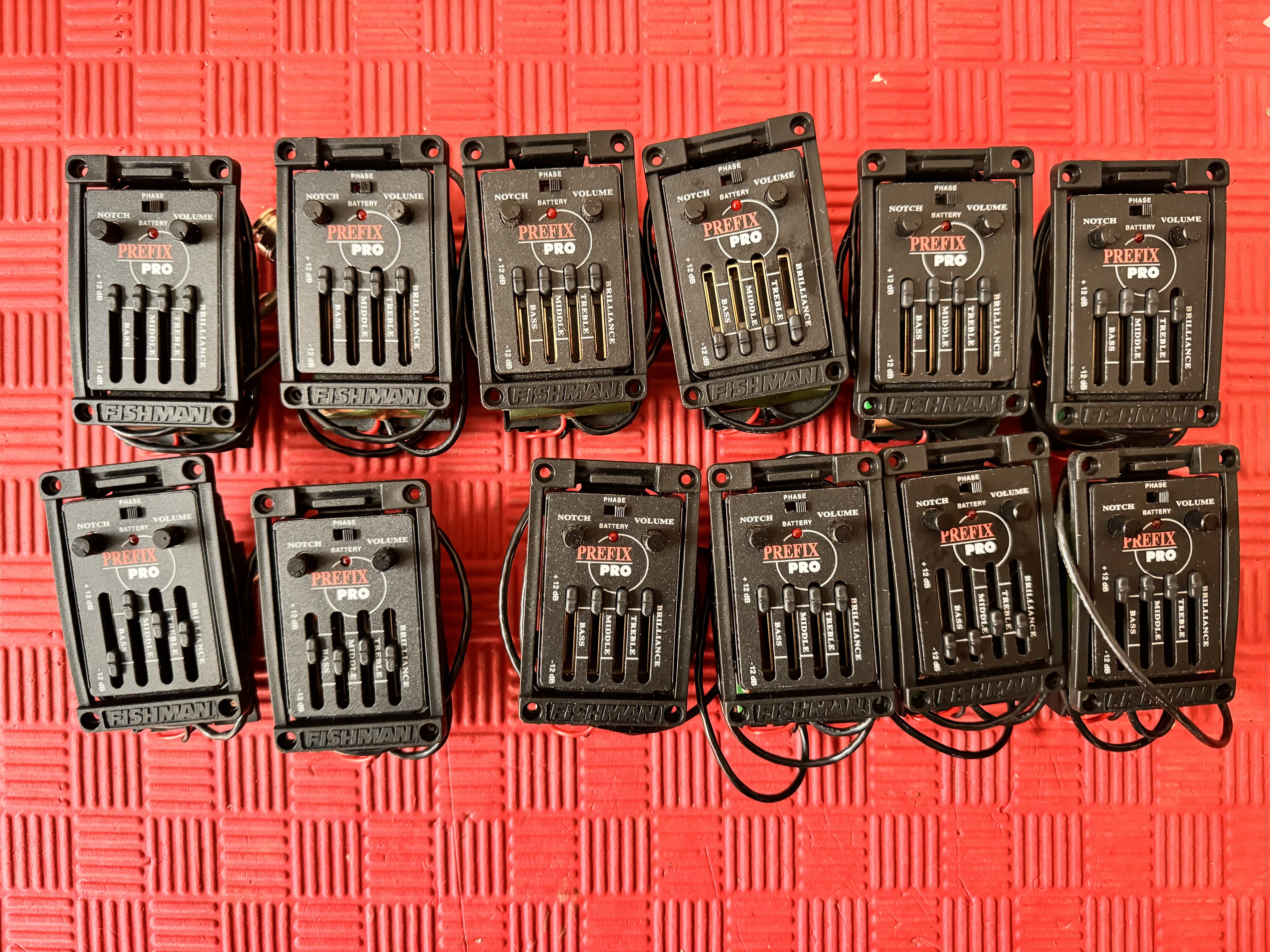 Fishman Prefix Pro Wide Format 1