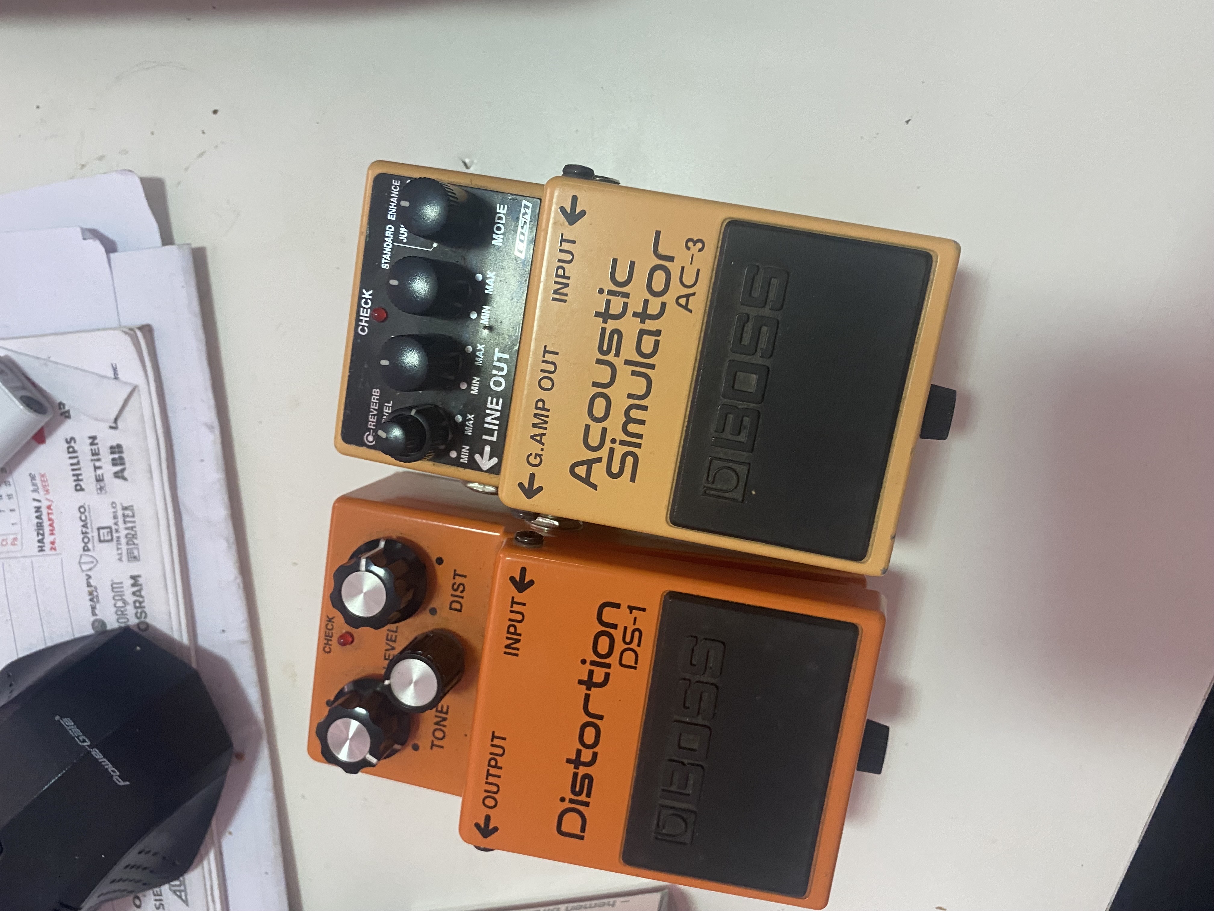 boss ds1  distortion. boss acoustic smilatör ac3 2