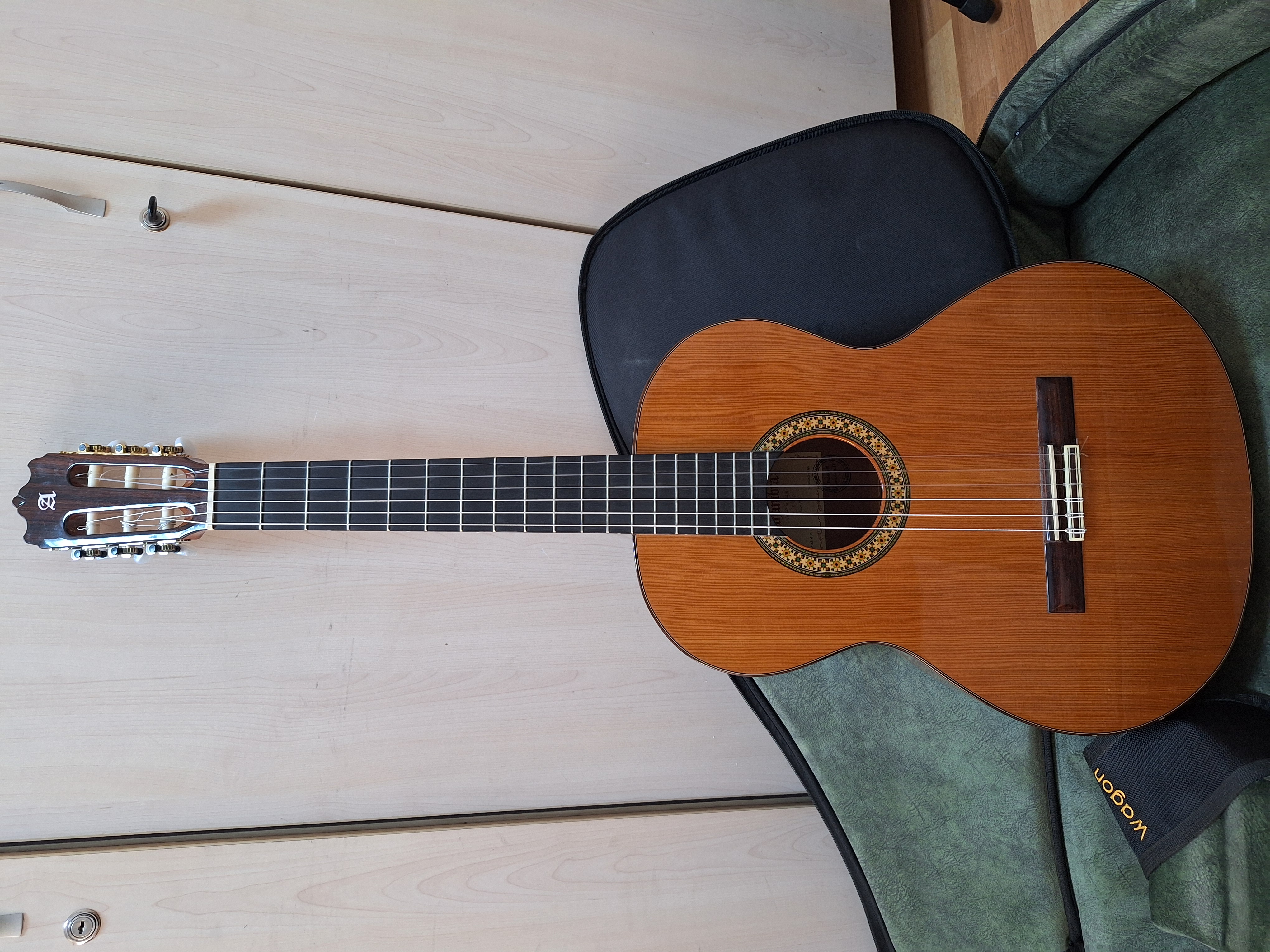 Alhambra 4P Klasik Gitar 2