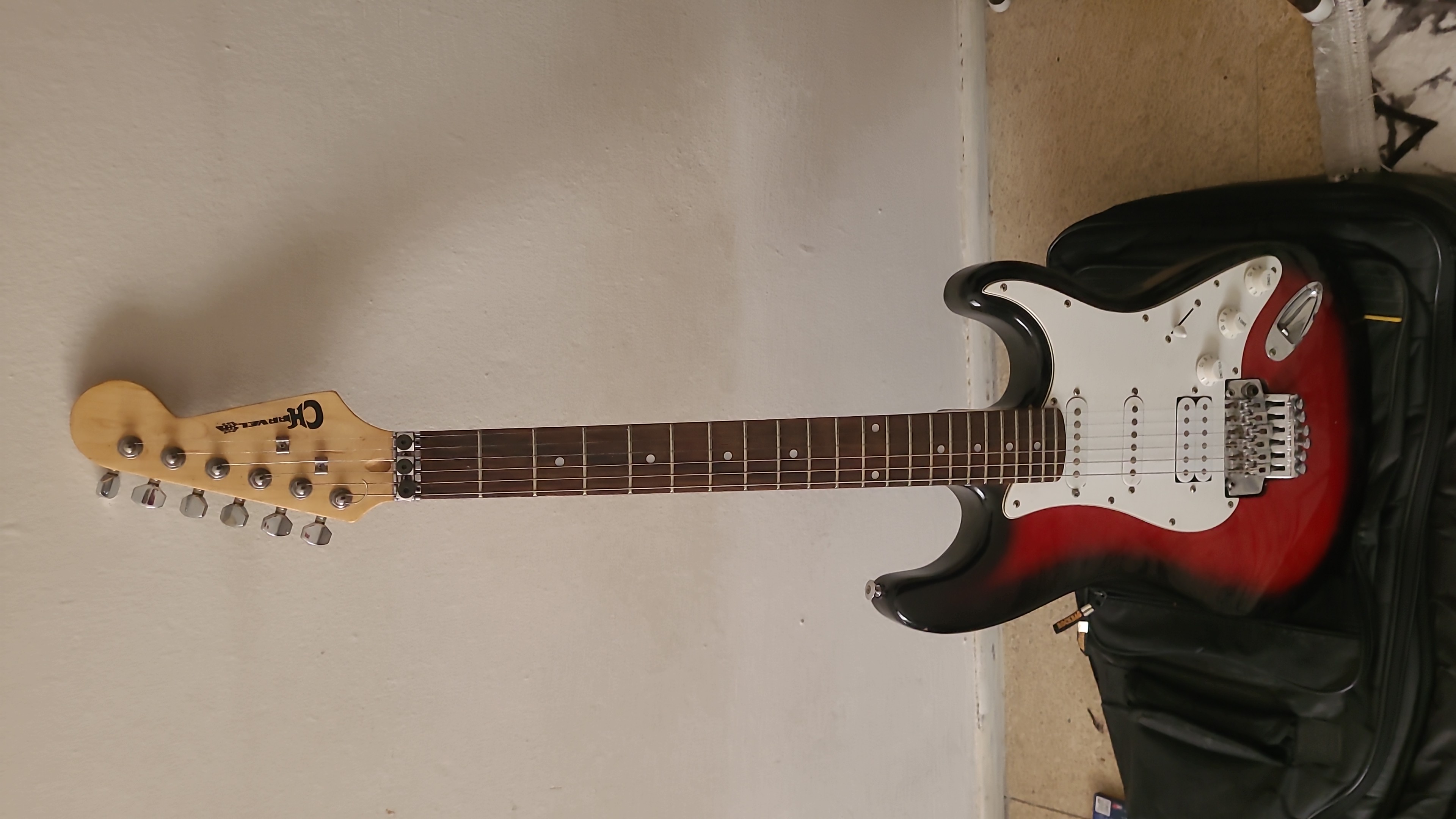 custom gitar strat 1