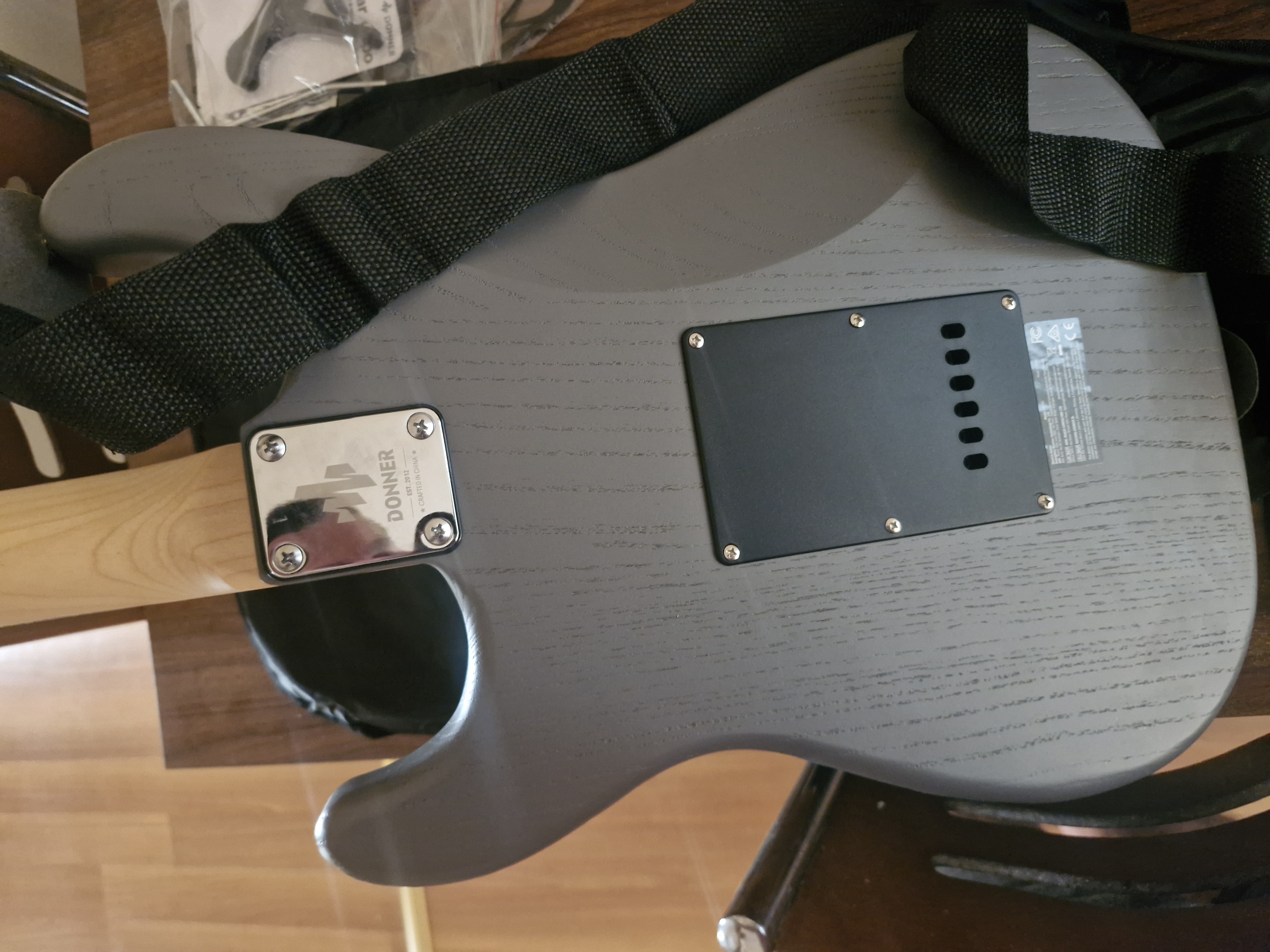 Donner DST-80 Elektro Gitar 4