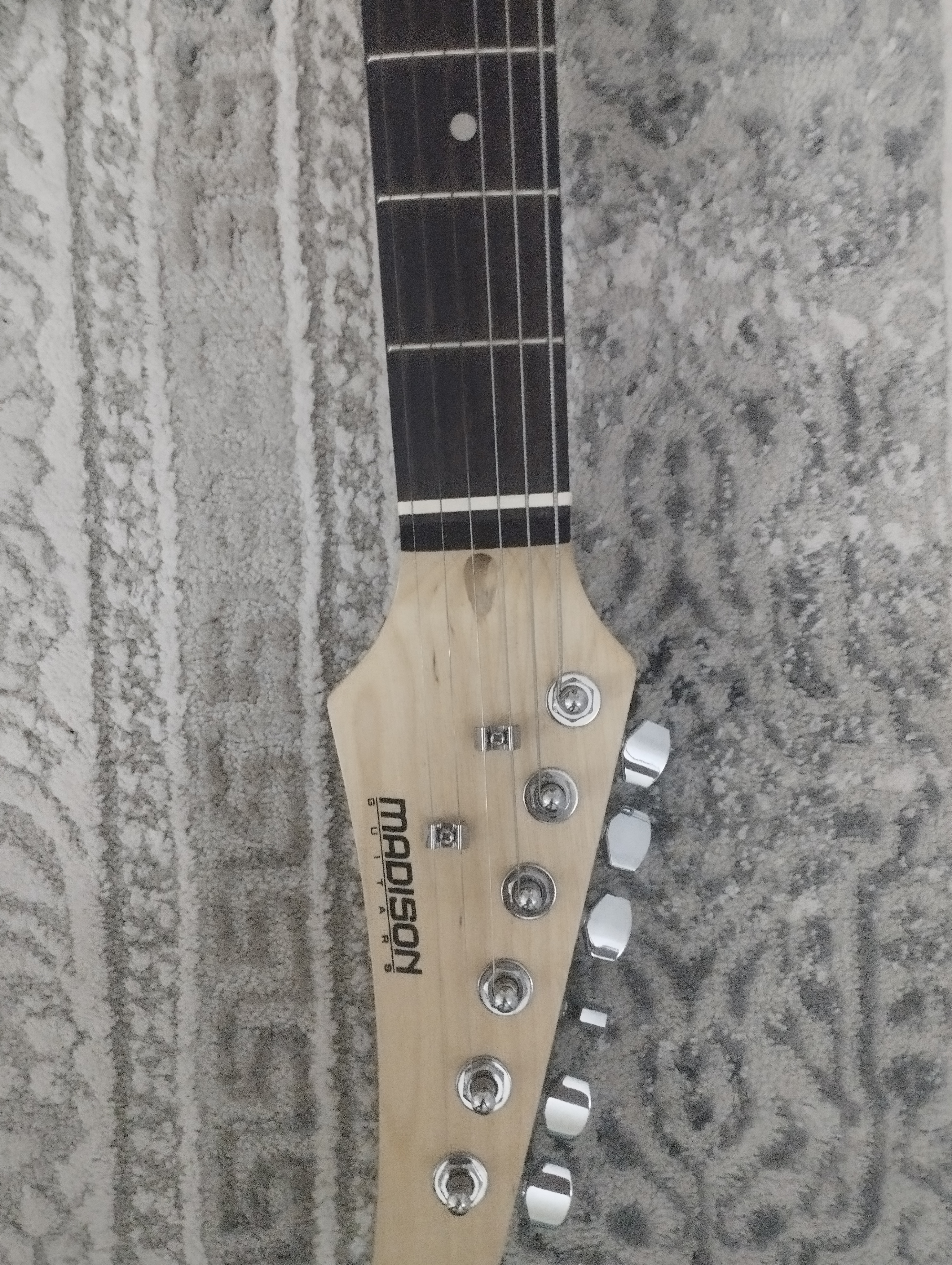 madison meg elektro gitar 2