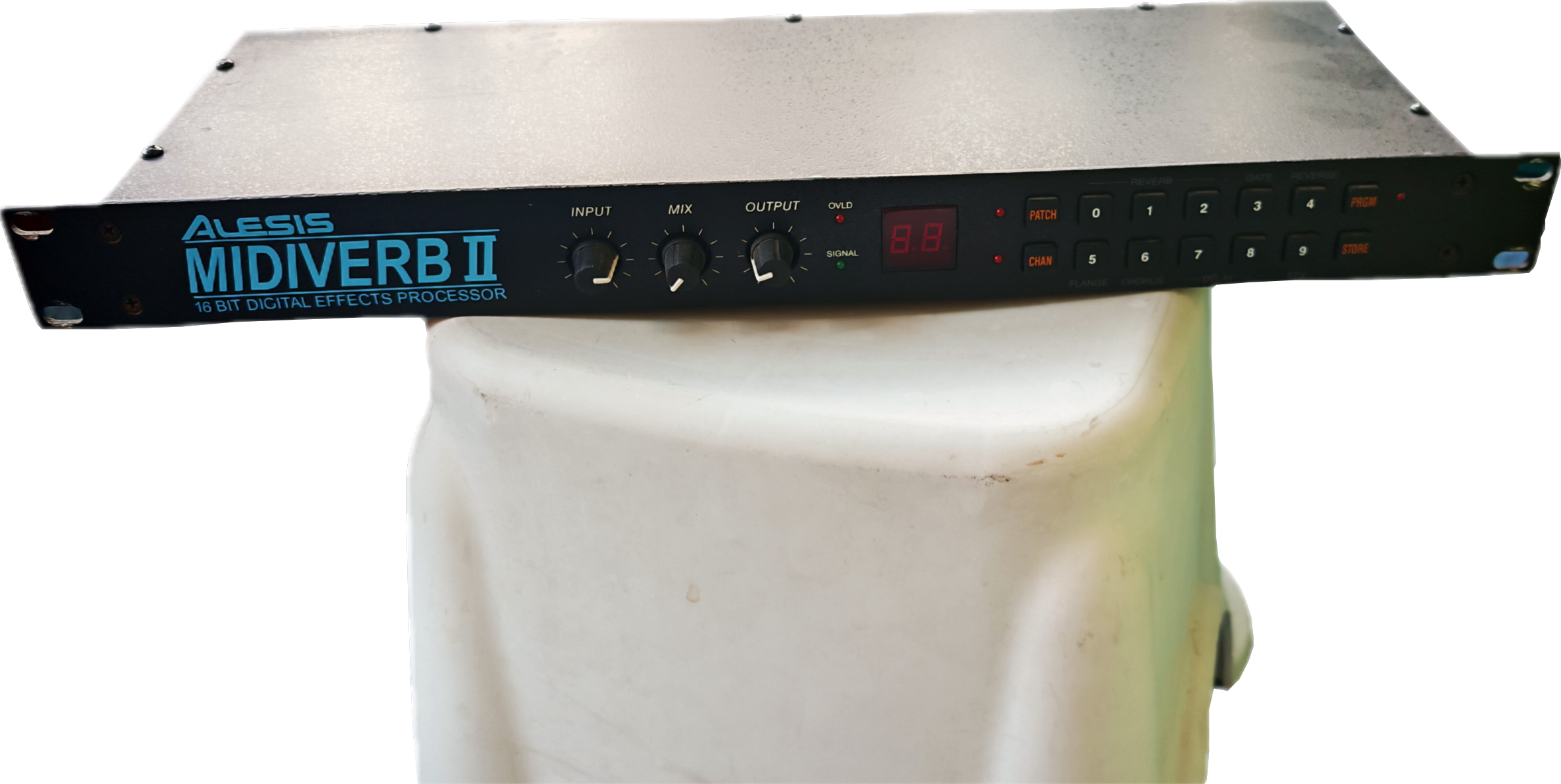 Alesis Midiverb II Effects Processor 1