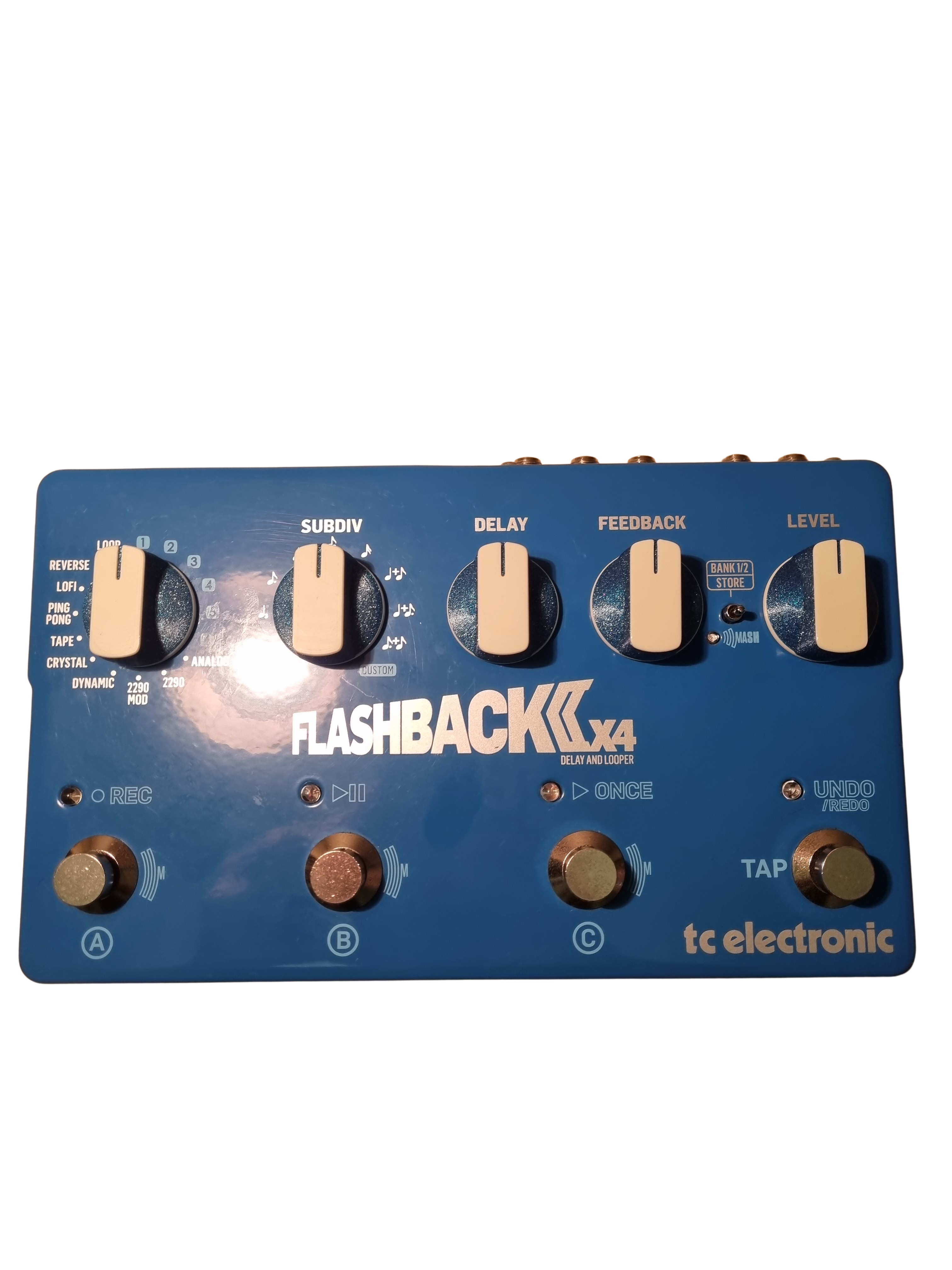 TC Electronic Flashback 2x4 Delay Pedalı 2