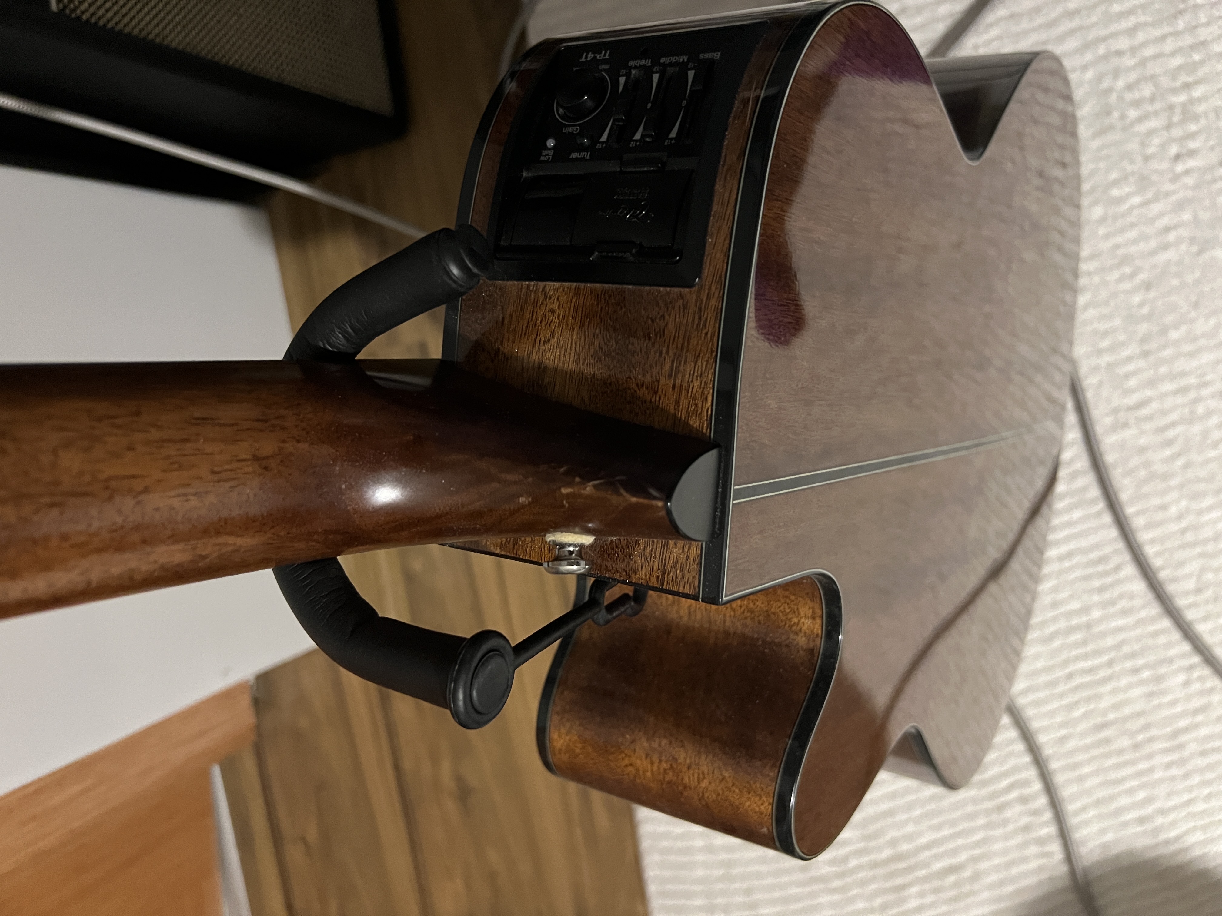 Takamine GN15CE NAT SERIES 15 Elektro Akustik Gitar 7