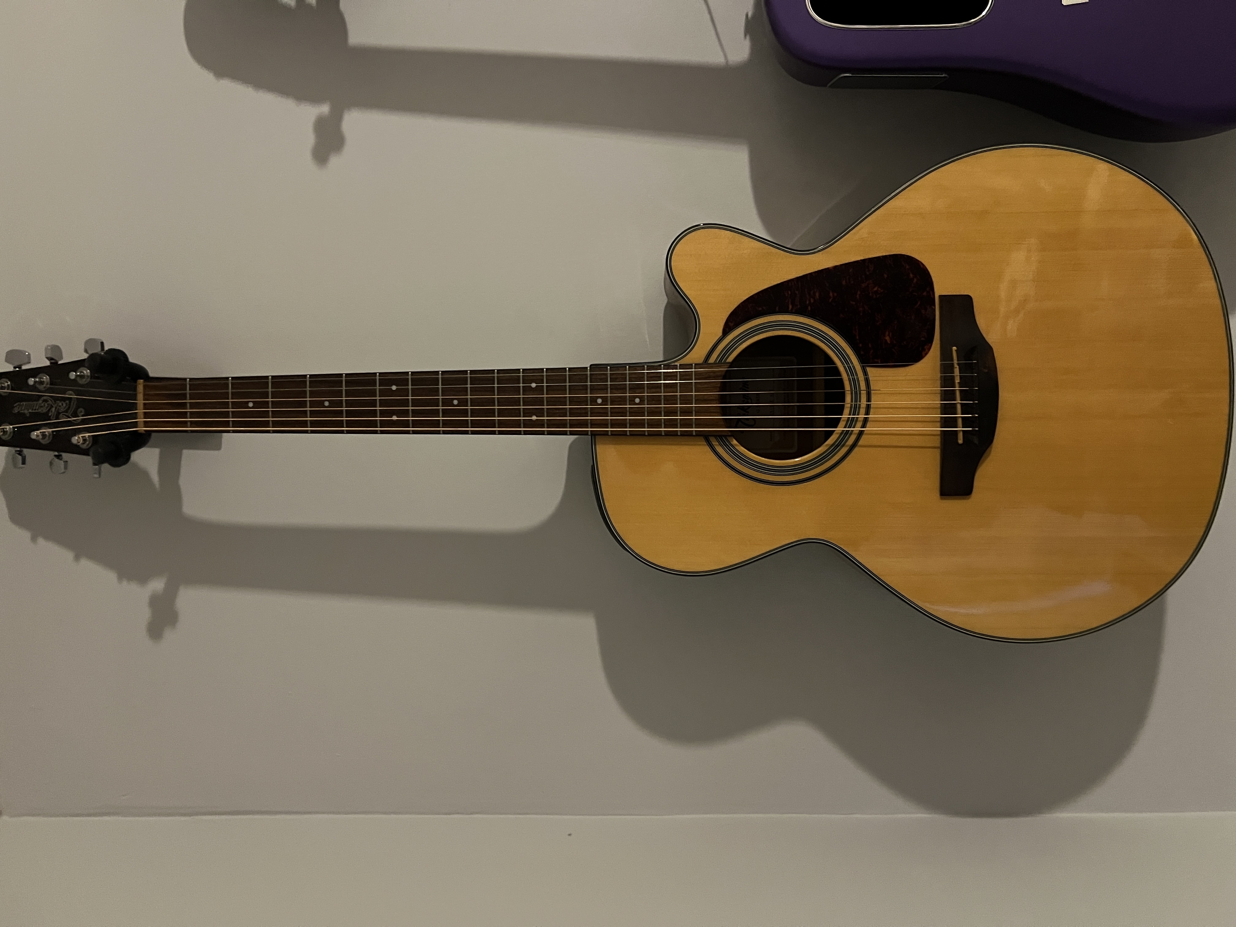 Takamine GN15CE NAT SERIES 15 Elektro Akustik Gitar 4