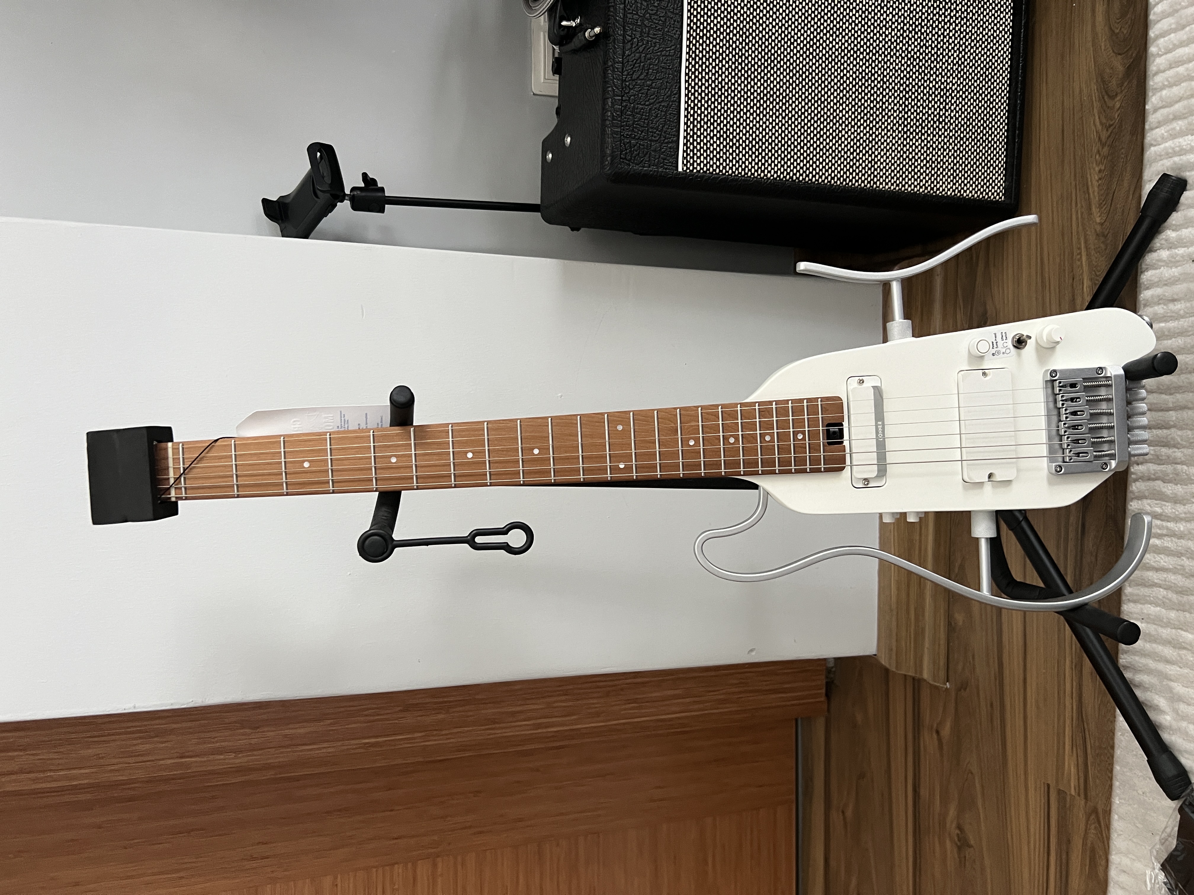 Donner HUSH™ X Pro Elektro Gitar (Beyaz) 3
