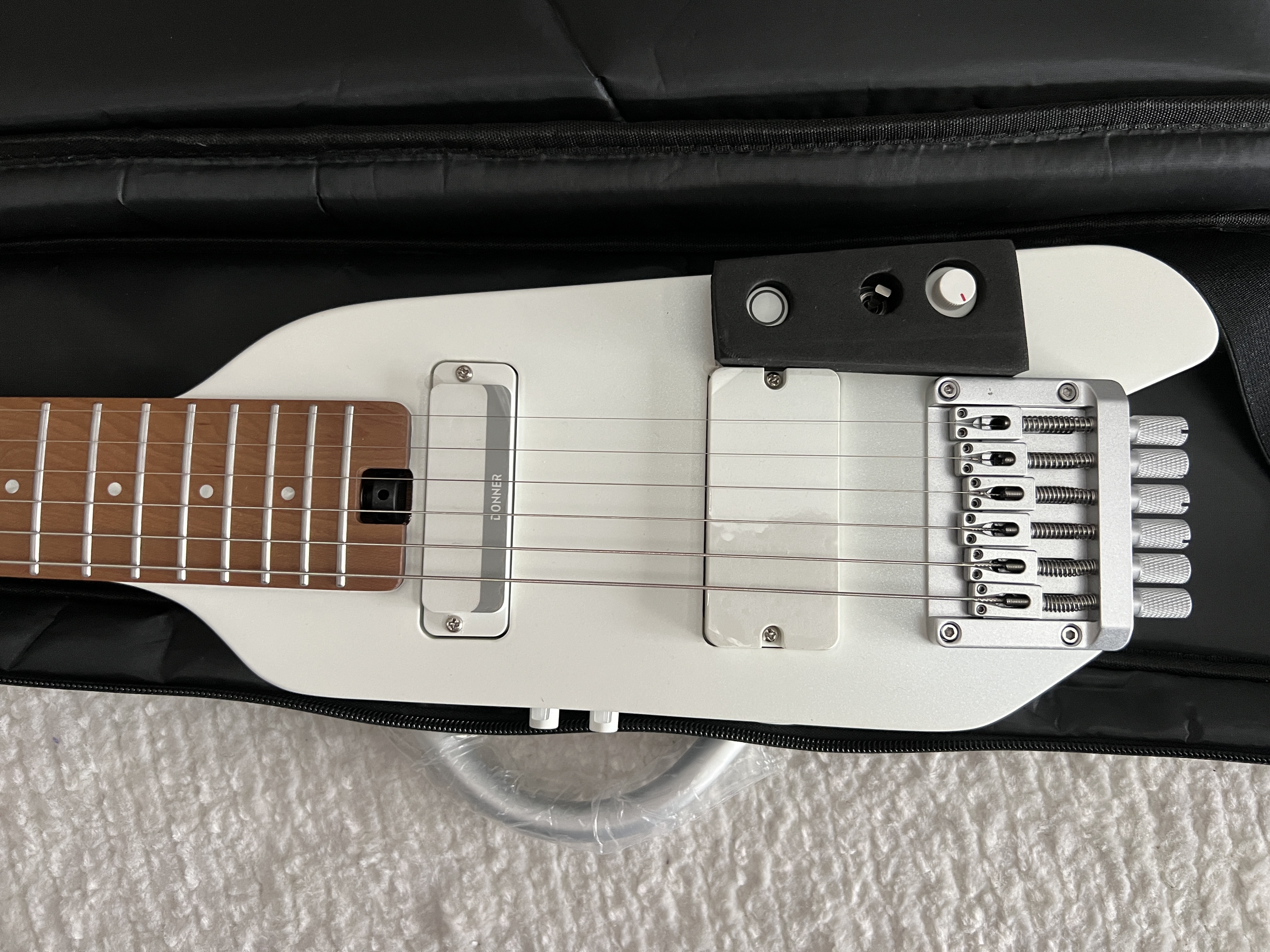 Donner HUSH™ X Pro Elektro Gitar (Beyaz) 2