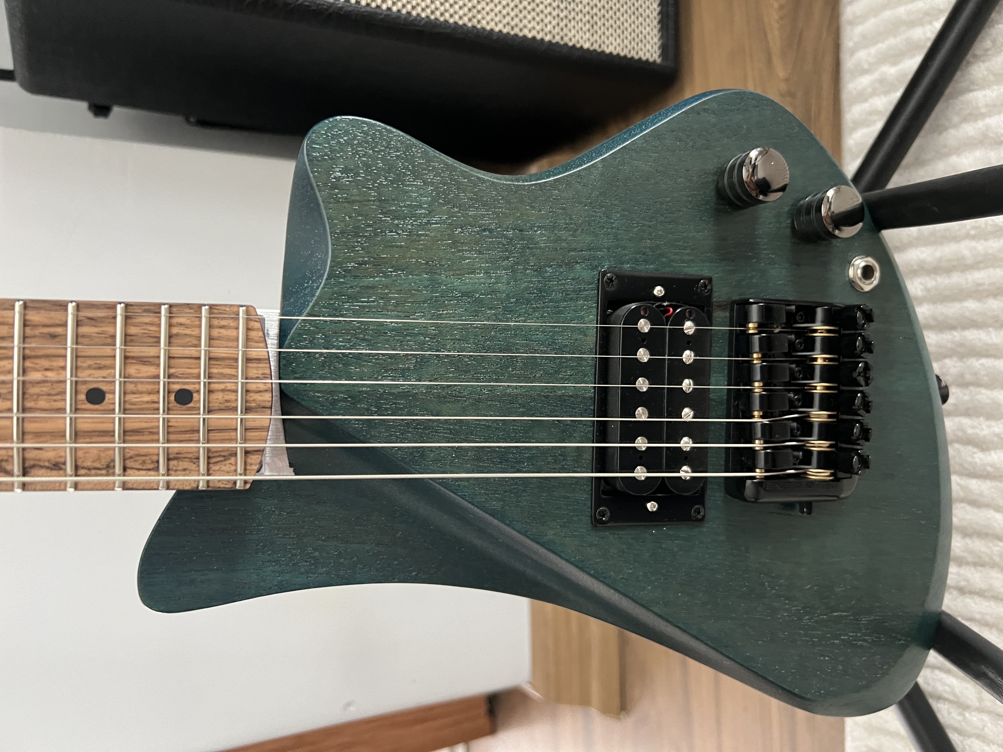 Makeev Easy Fold Custom Travel Electric Guitar 3