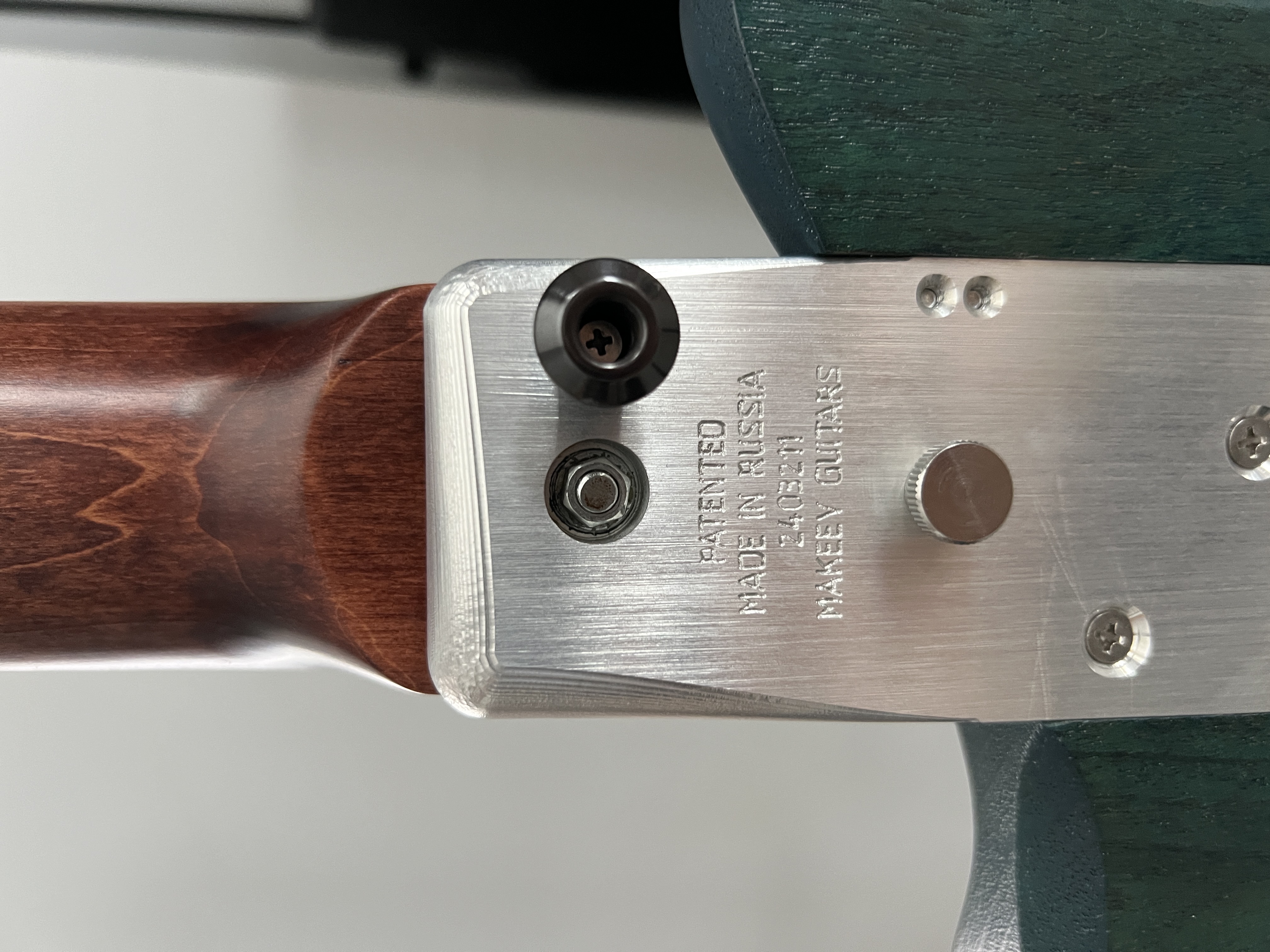 Makeev Easy Fold Custom Travel Electric Guitar 6