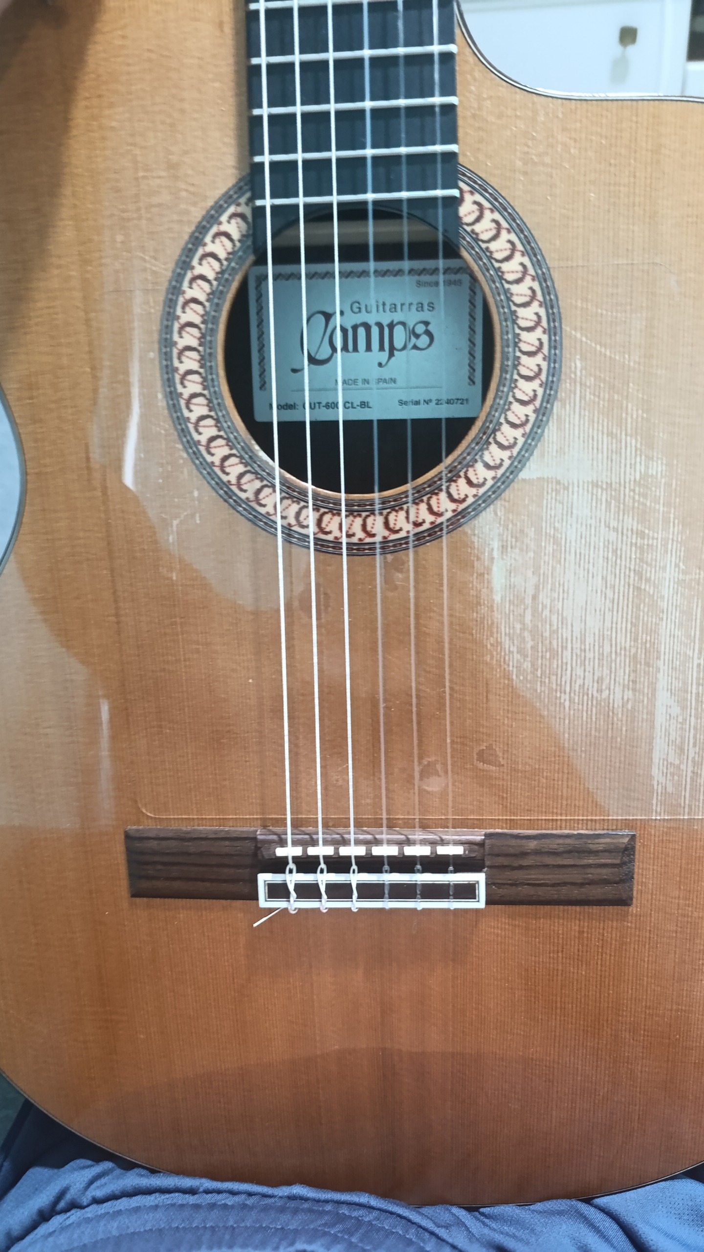 Camps Cut-600 Elektro Klasik Gitar 1