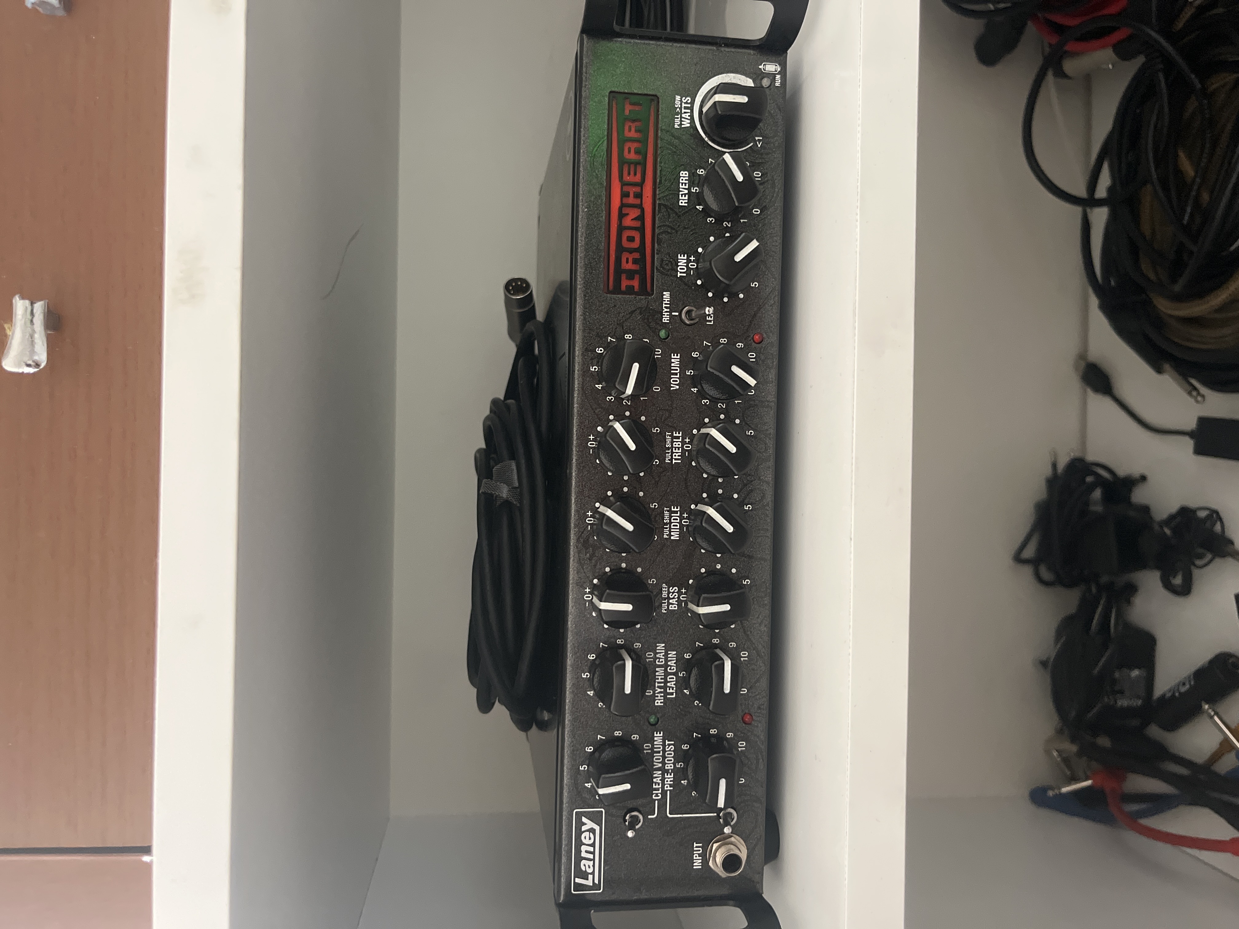 Laney IRT SLS 300w Head Amp 1