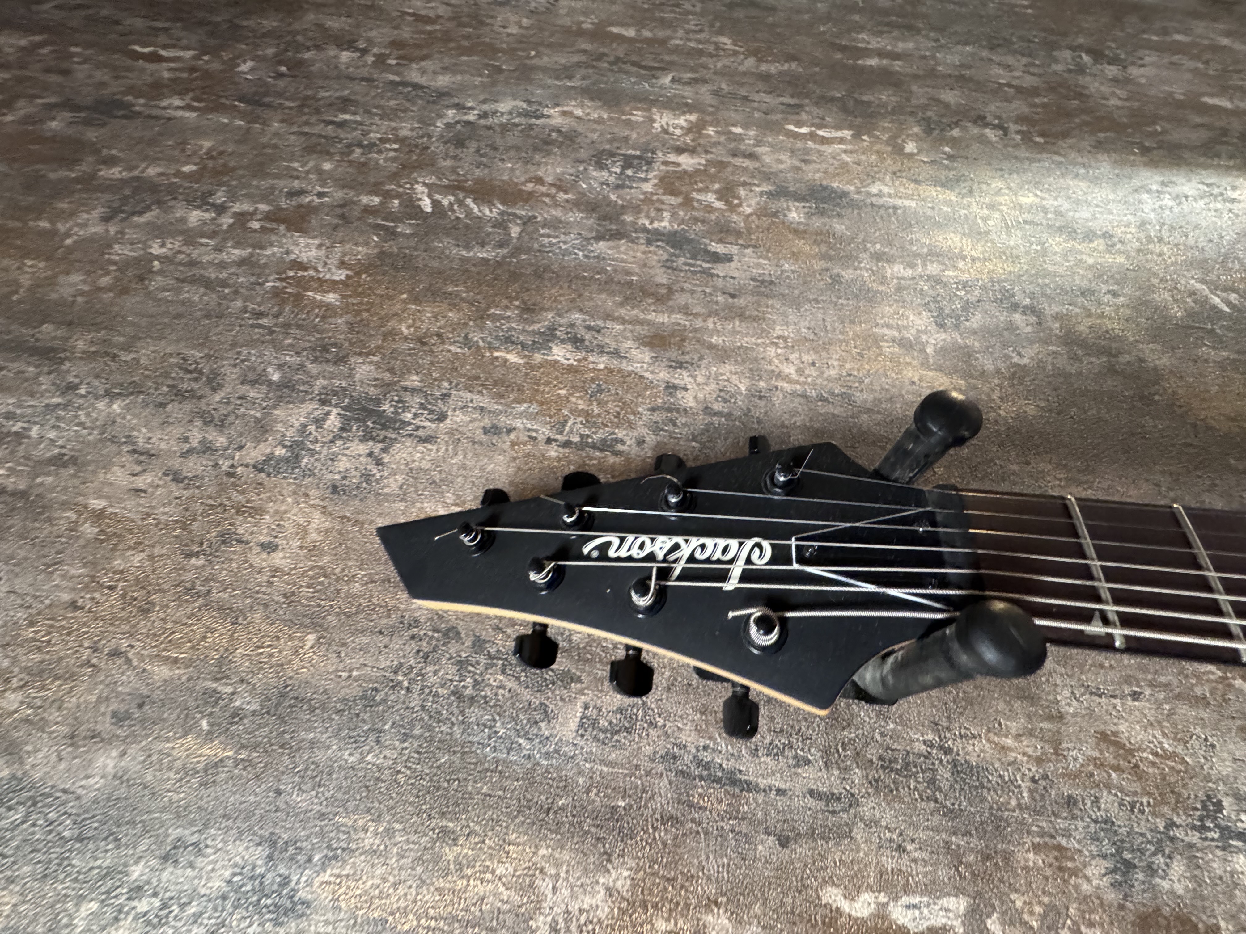 JACKSON 7 TELLİ ELEKTRO GİTAR 3