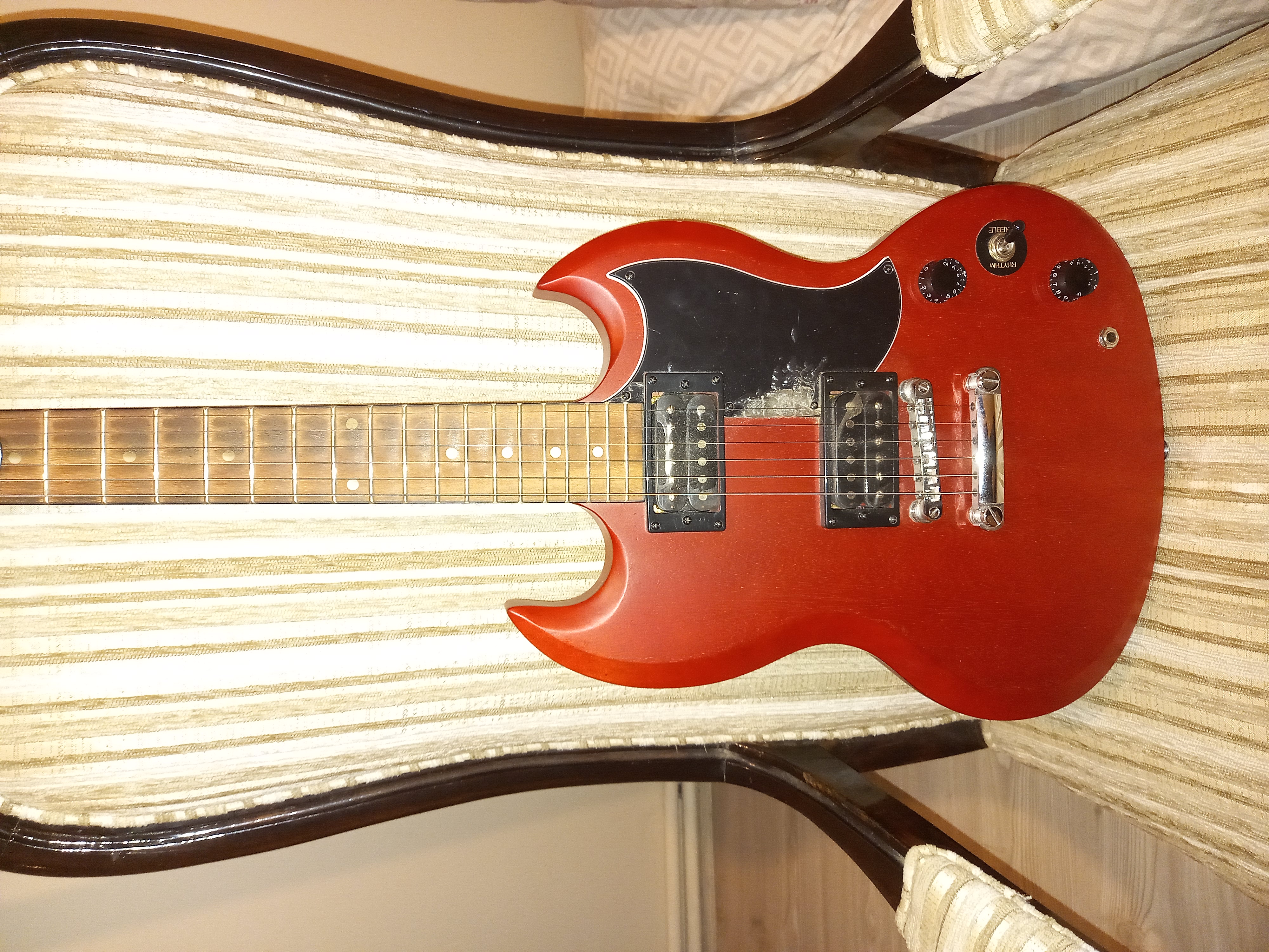 Epiphone Sg Cherry Elektro Gitar 1