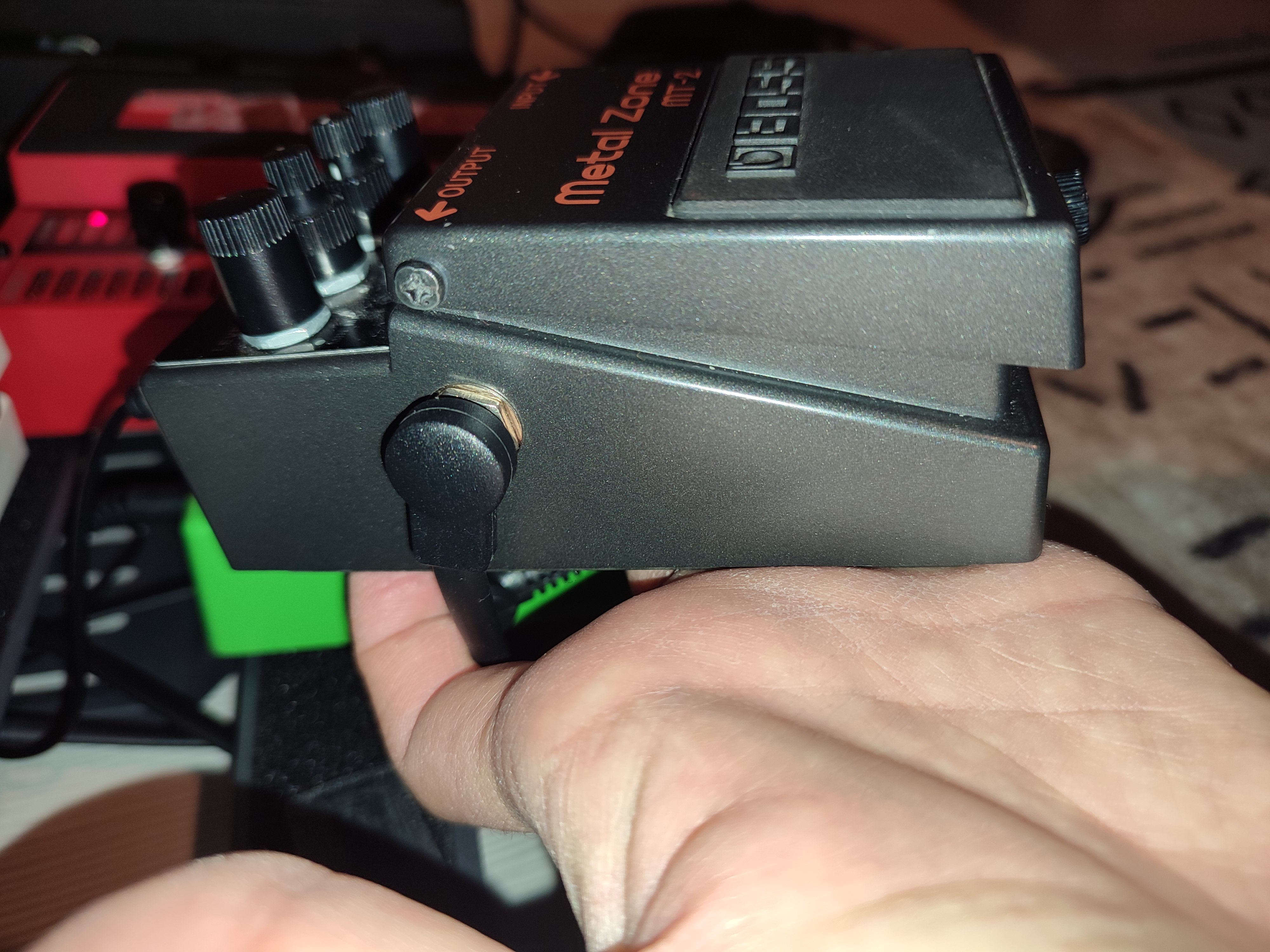 Boss MT-2 Metal Zone 4