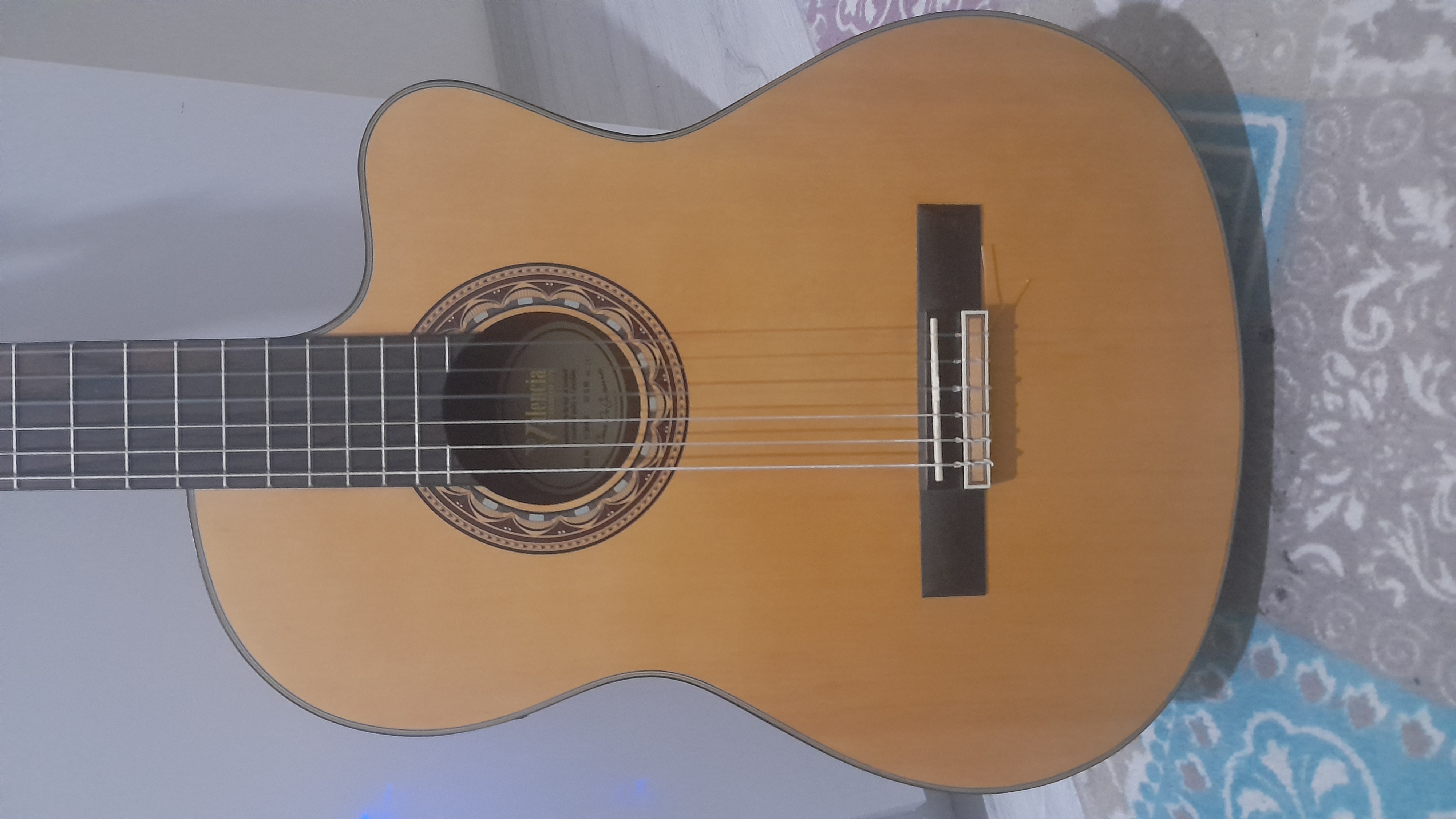 Valencia VC304CE Elektro Klasik Gitar 8