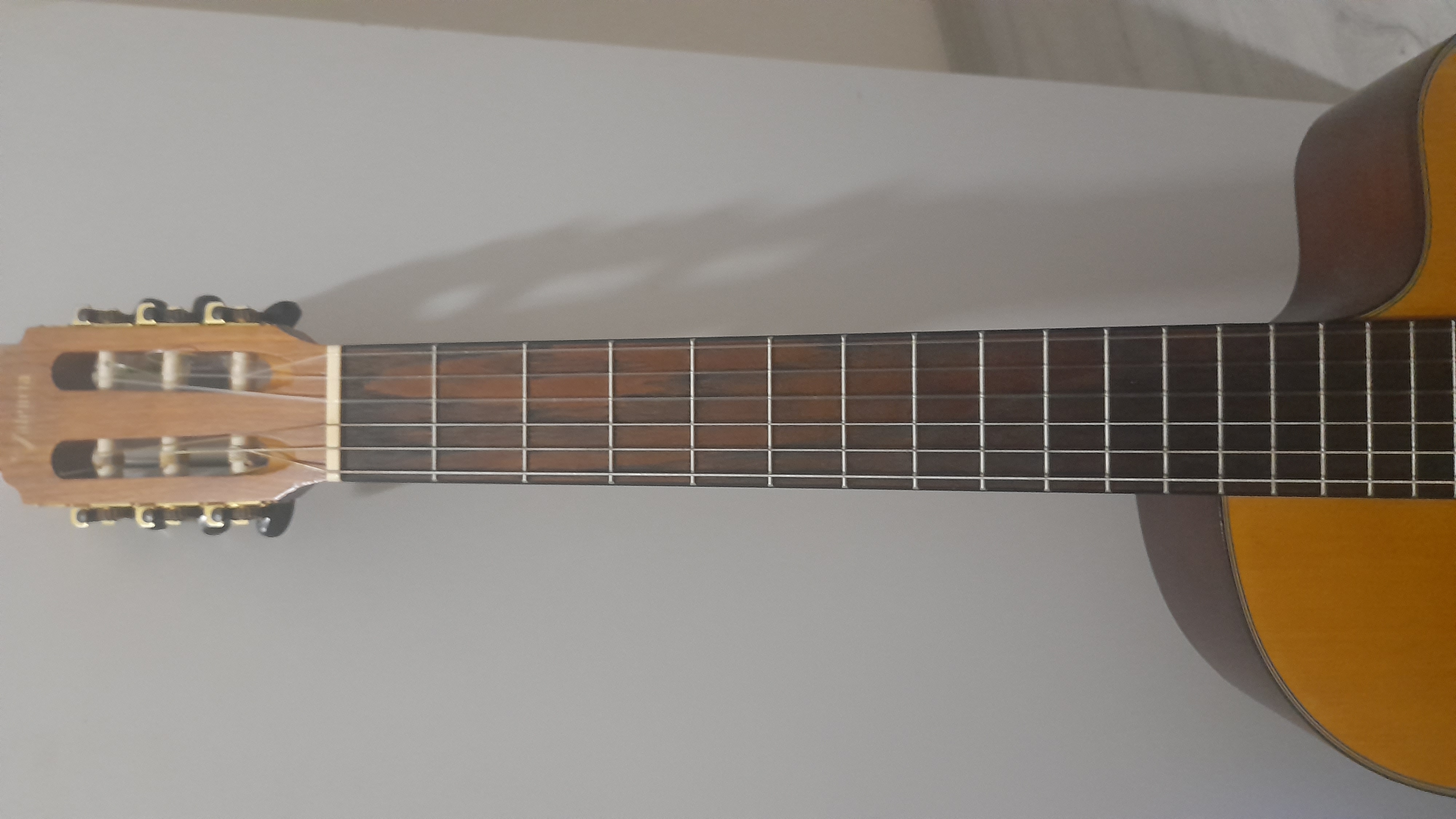 Valencia VC304CE Elektro Klasik Gitar 9