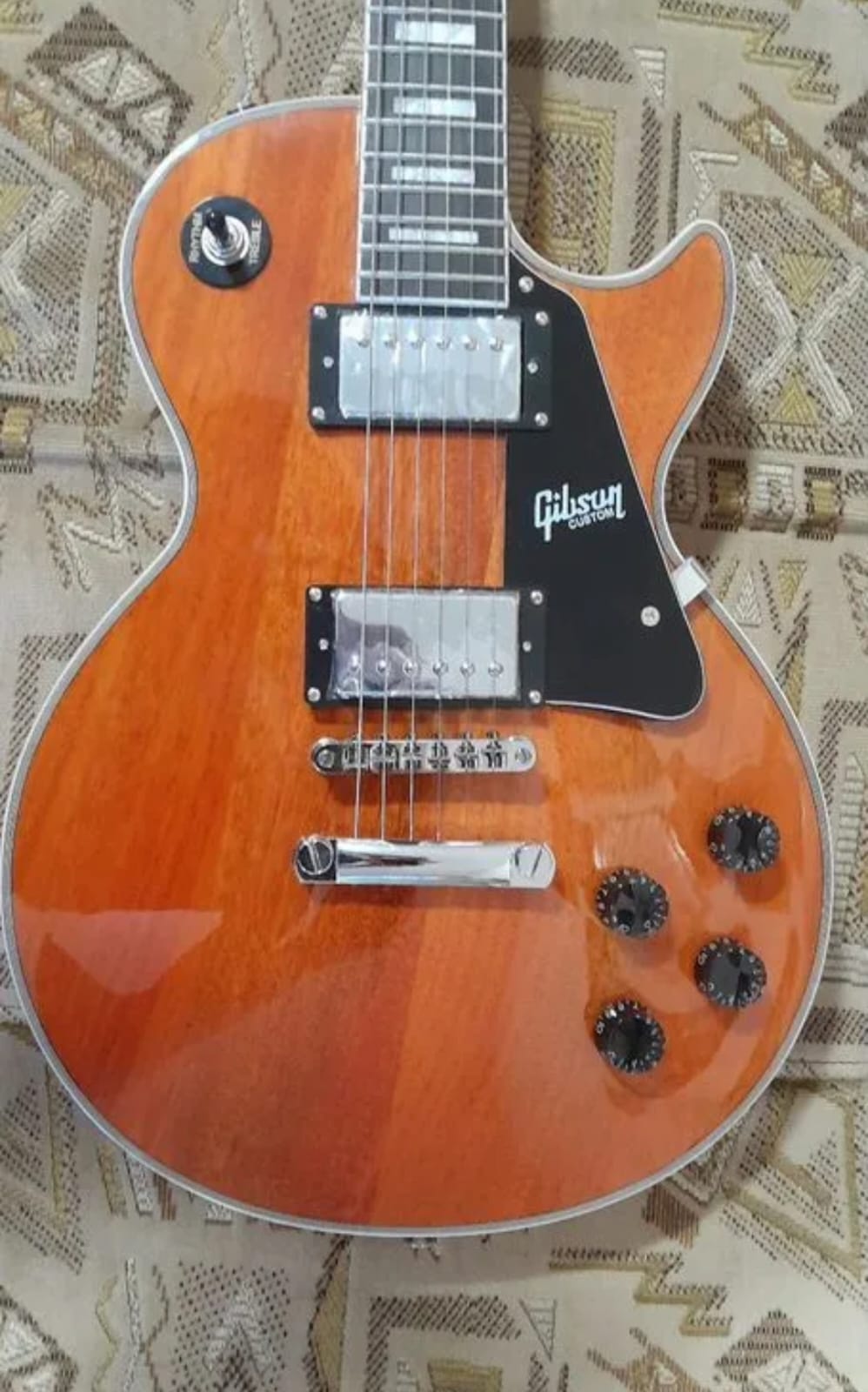 LES PAUL CUSTOM ELEKTRO GİTAR 1