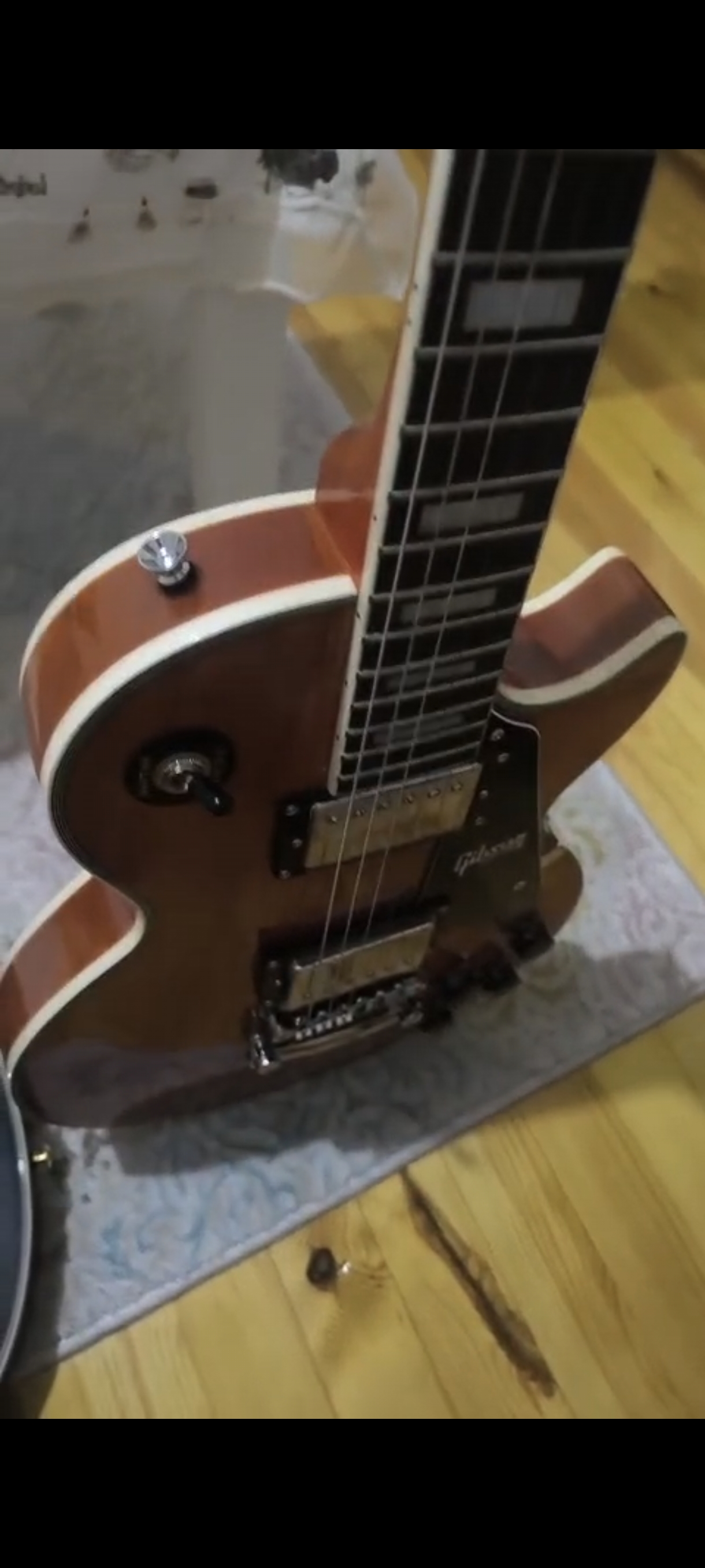 LES PAUL CUSTOM ELEKTRO GİTAR 4