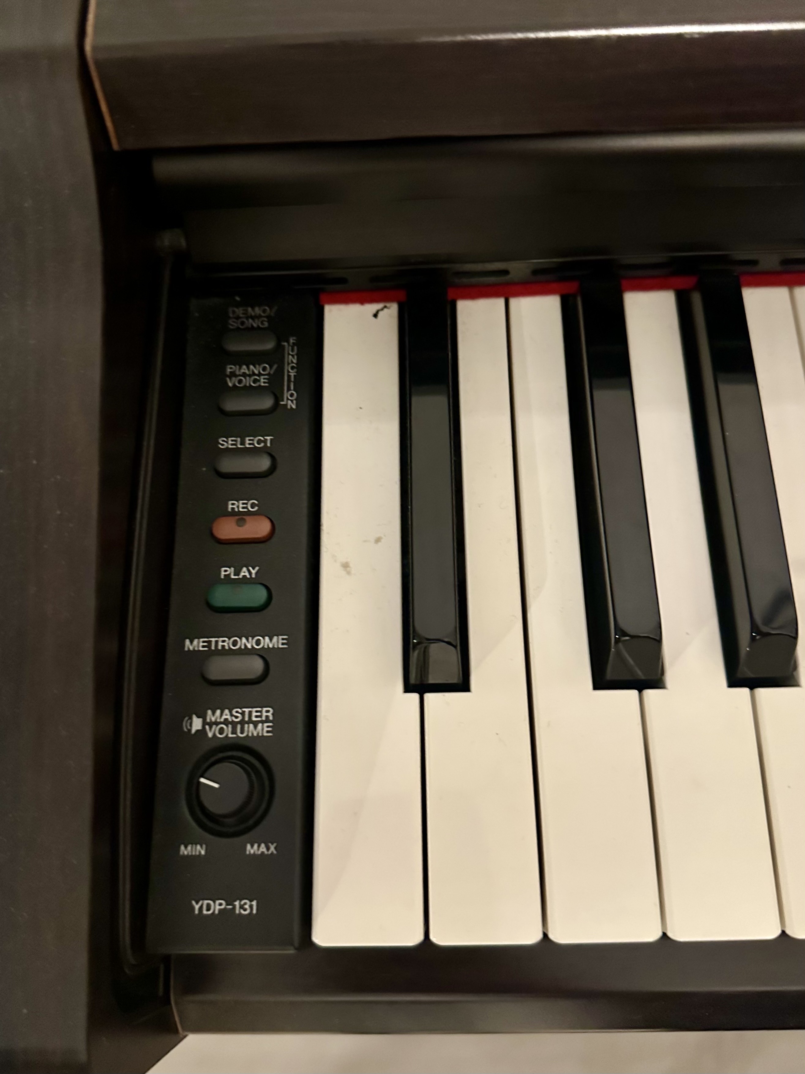 YAMAHA ARIUS YDP-131 DİJİTAL PİYANO 2