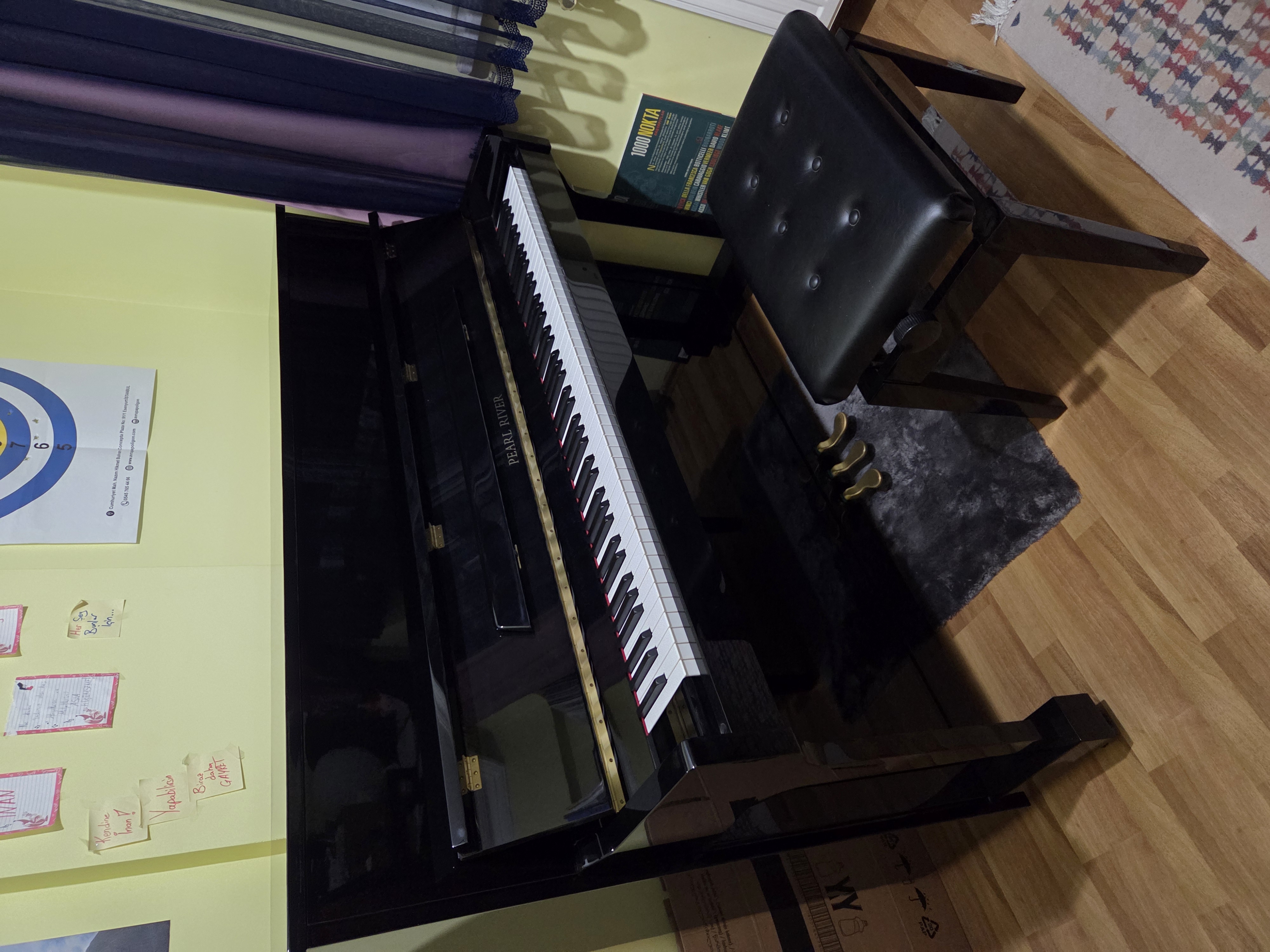 Pearl River UP118 Akustik Piyano 2