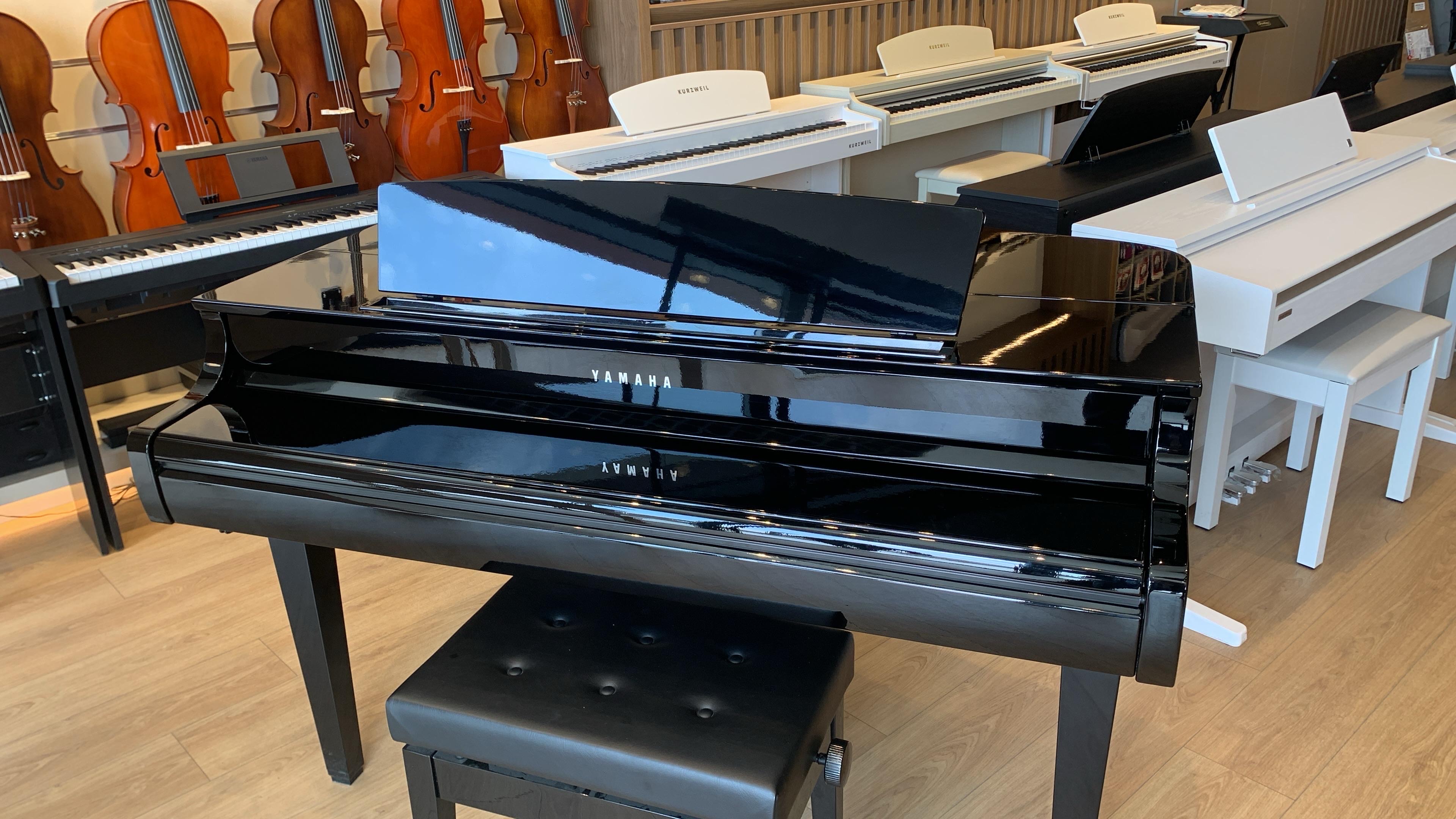 Yamaha CLP-865 Dijital Grand Piyano (Parlak Siyah) 2