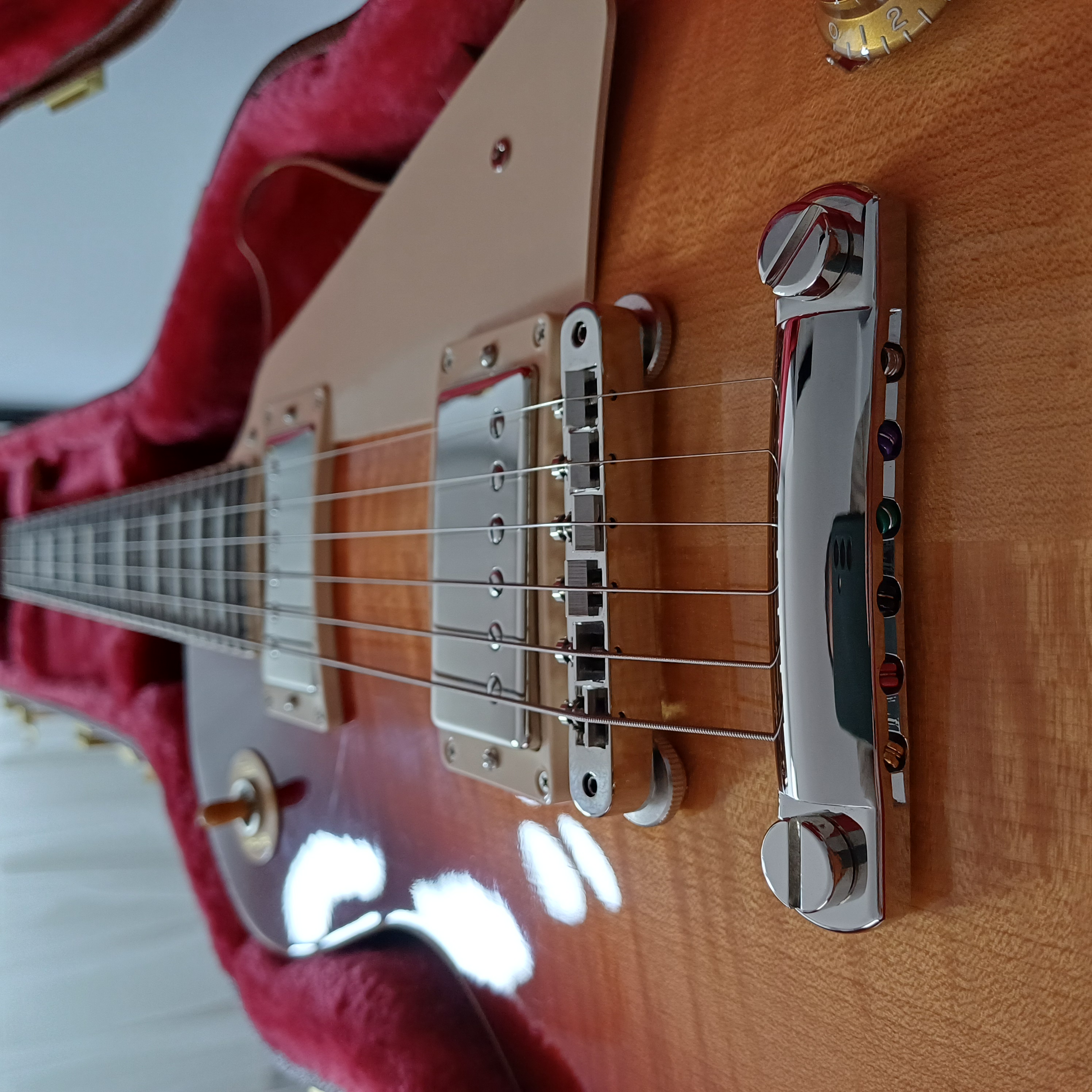 Gibson Les Paul Standard 50's Heritage Cherry Sunburst 6