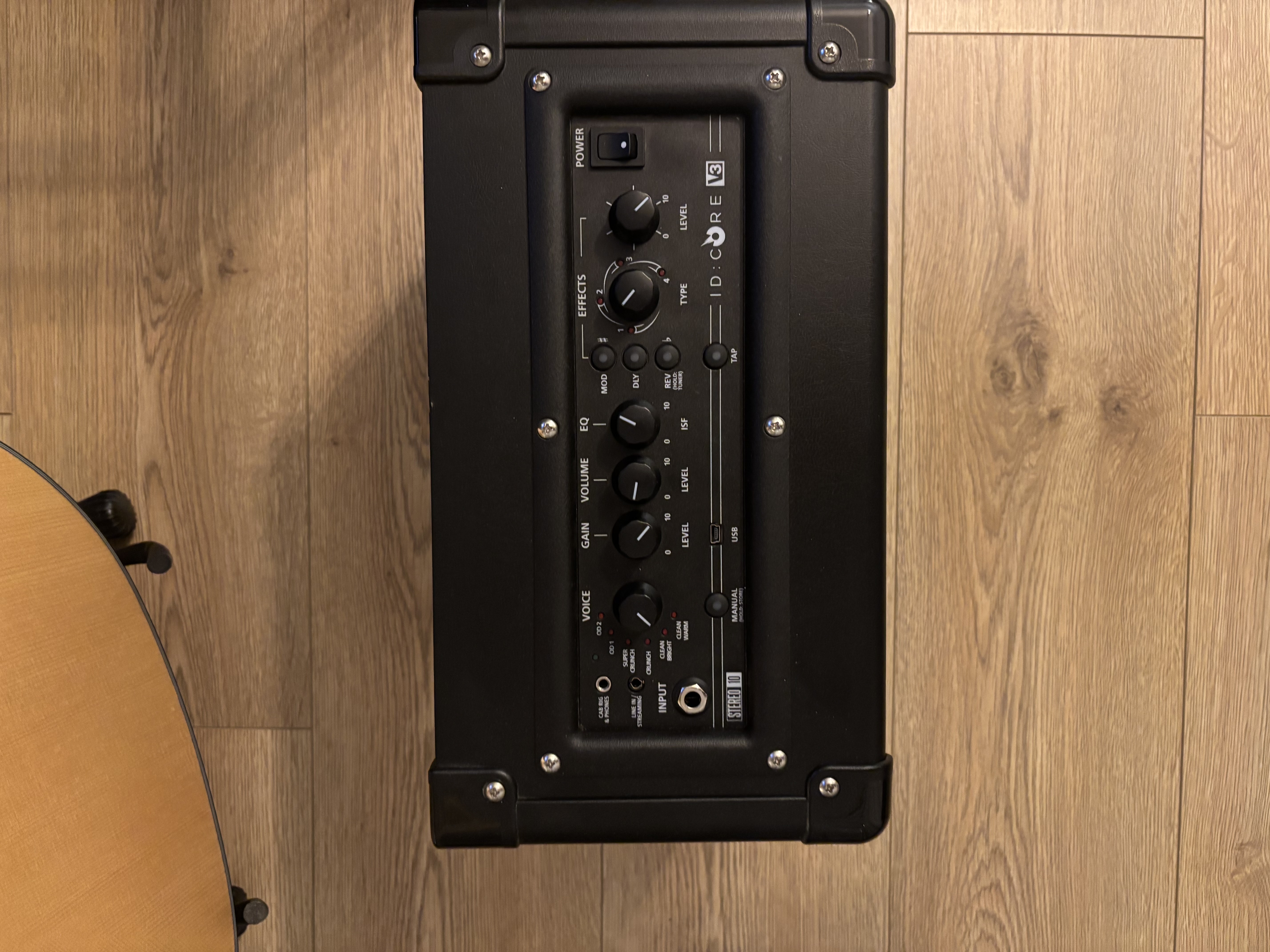 Blackstar ıd core 10 v3 4