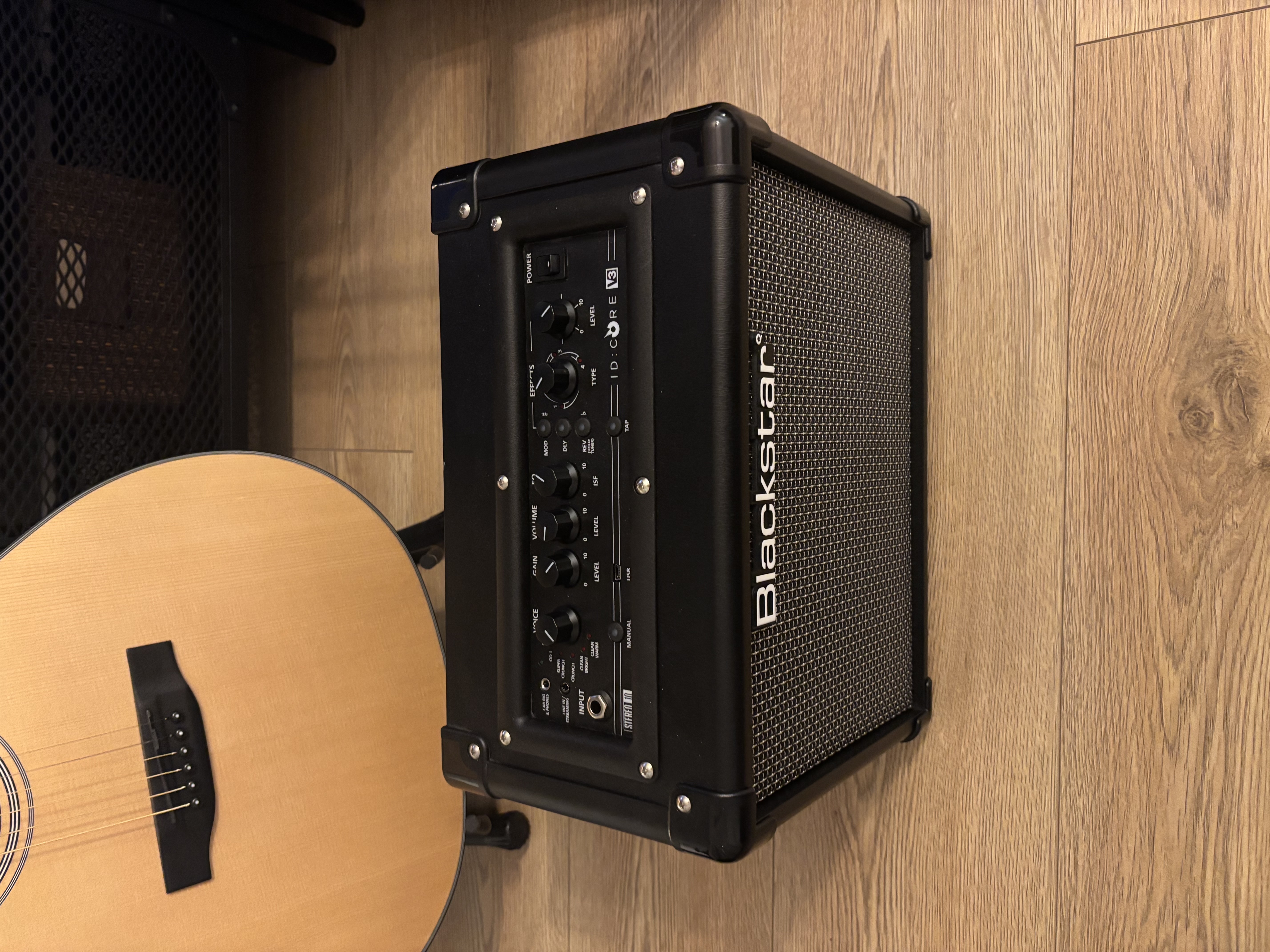 Blackstar ıd core 10 v3 5