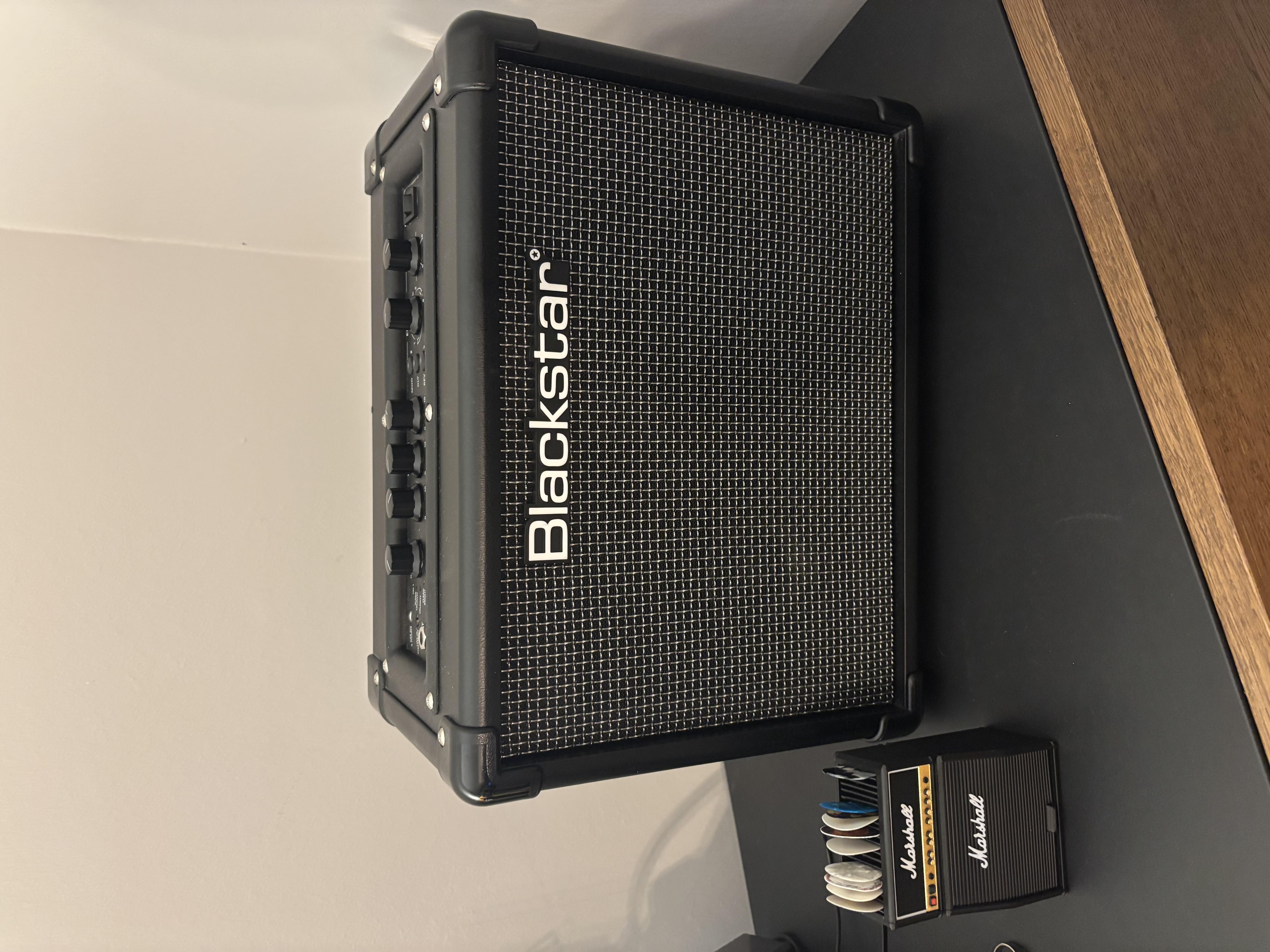 Blackstar ıd core 10 v3 1