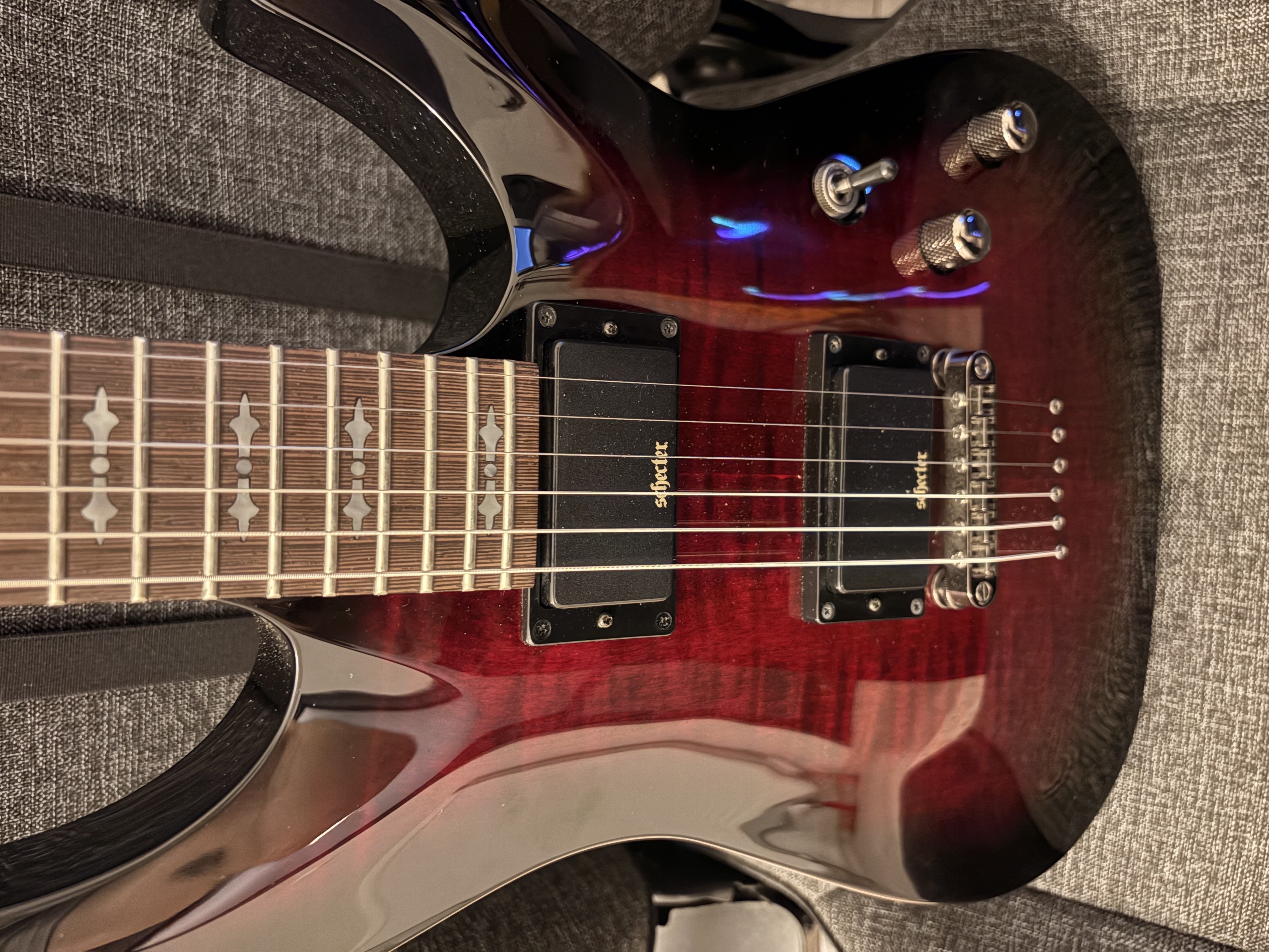 Schecter Demon 6 Crimson 7