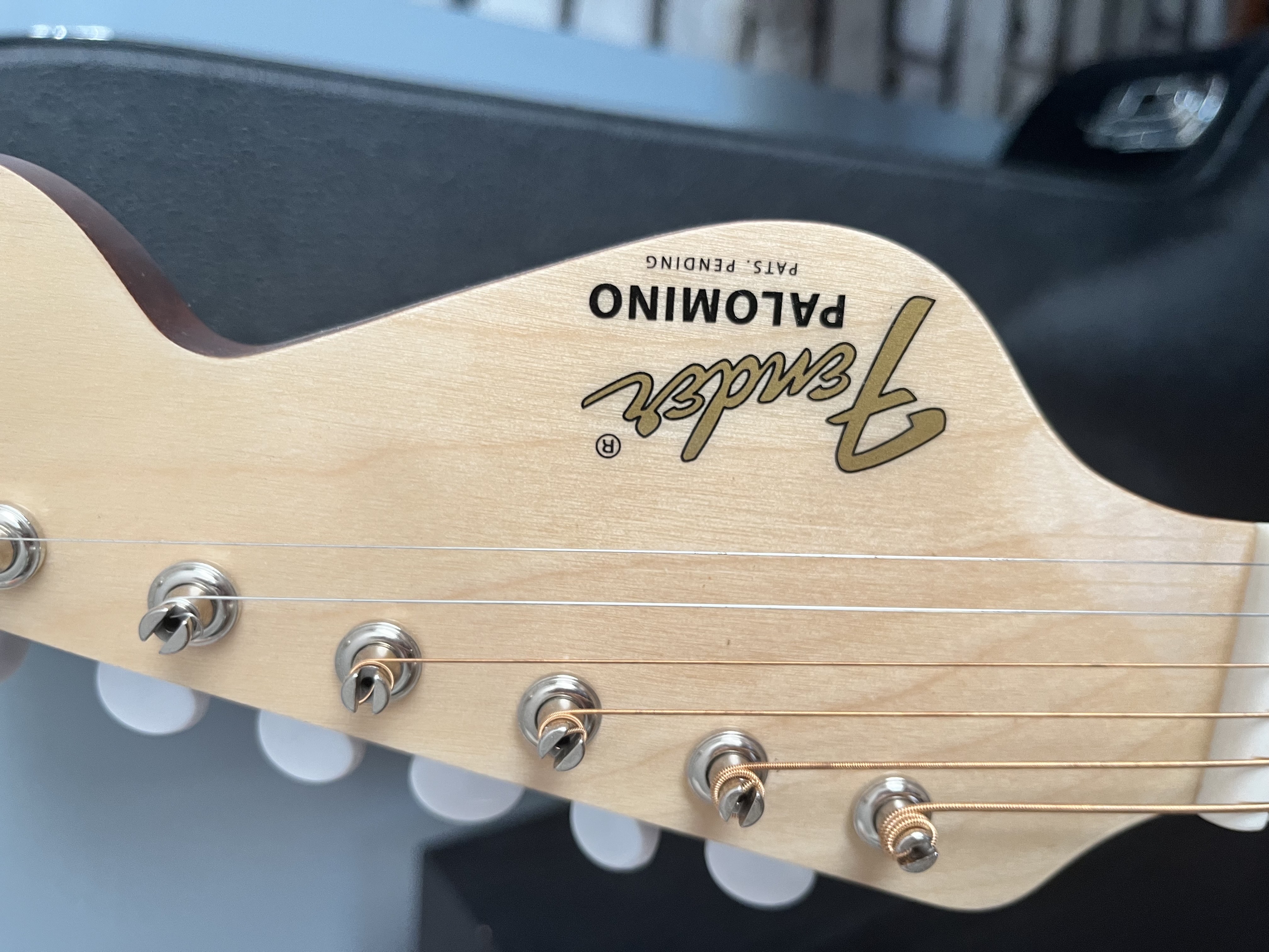 Fender California Vintage Palomino 5