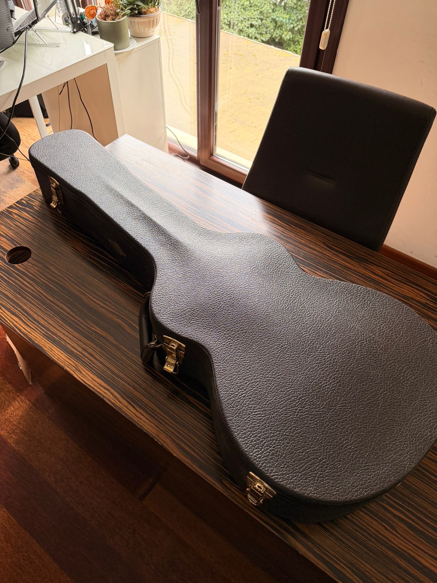 Taylor 312ce 12-Fret Elektro Akustik Gitar 7