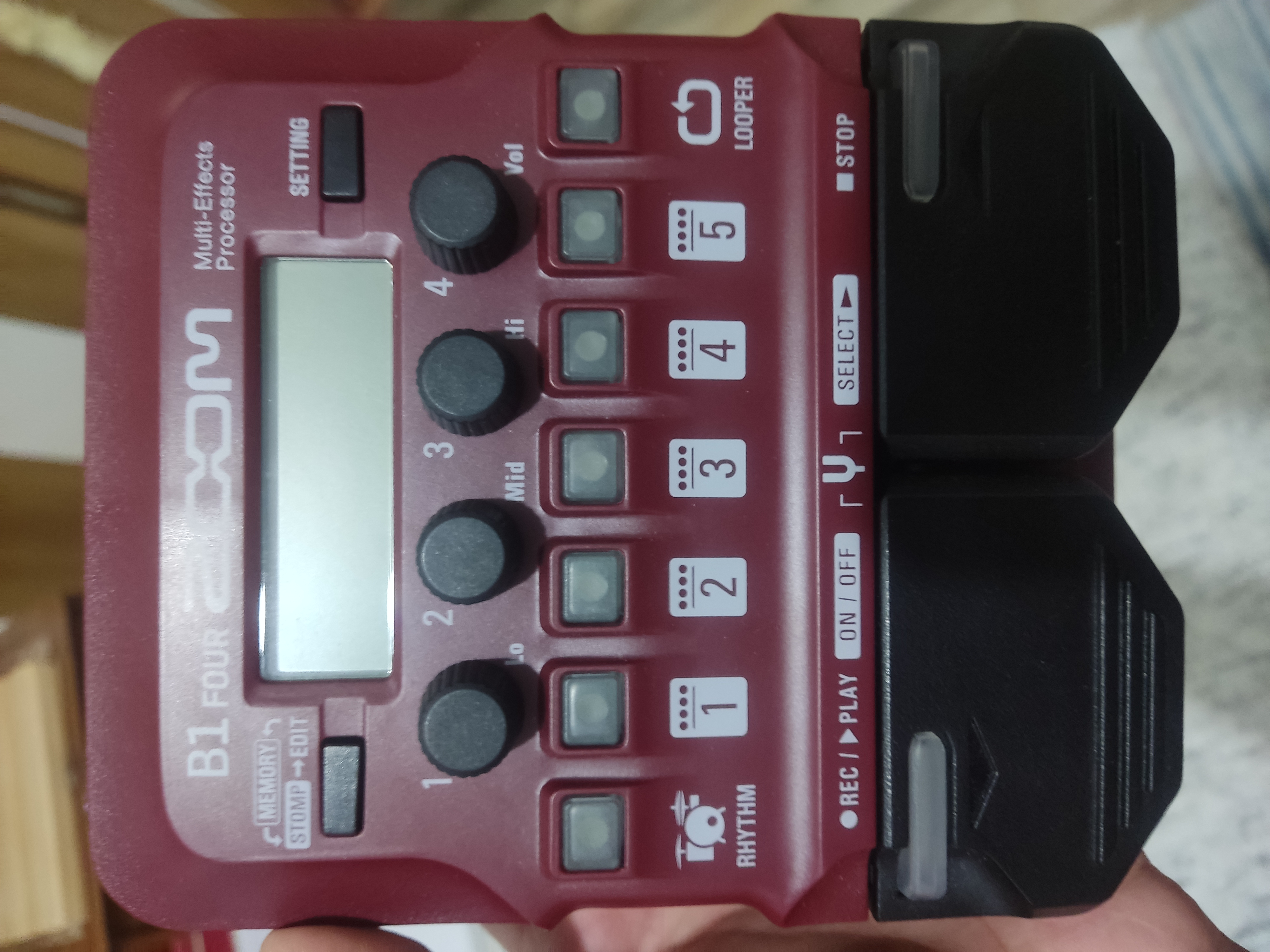 Zoom B1 FOUR Bass Multi-Efekt Prosesörü ( OLR 26-26034 ) 4