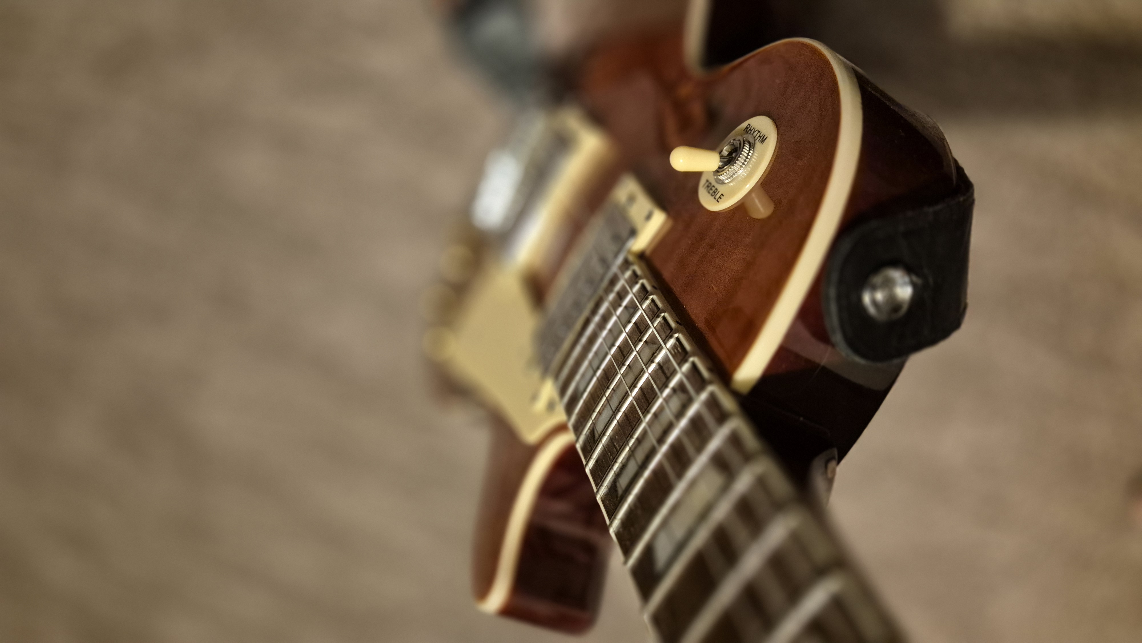 Kozmos Les Paul 4