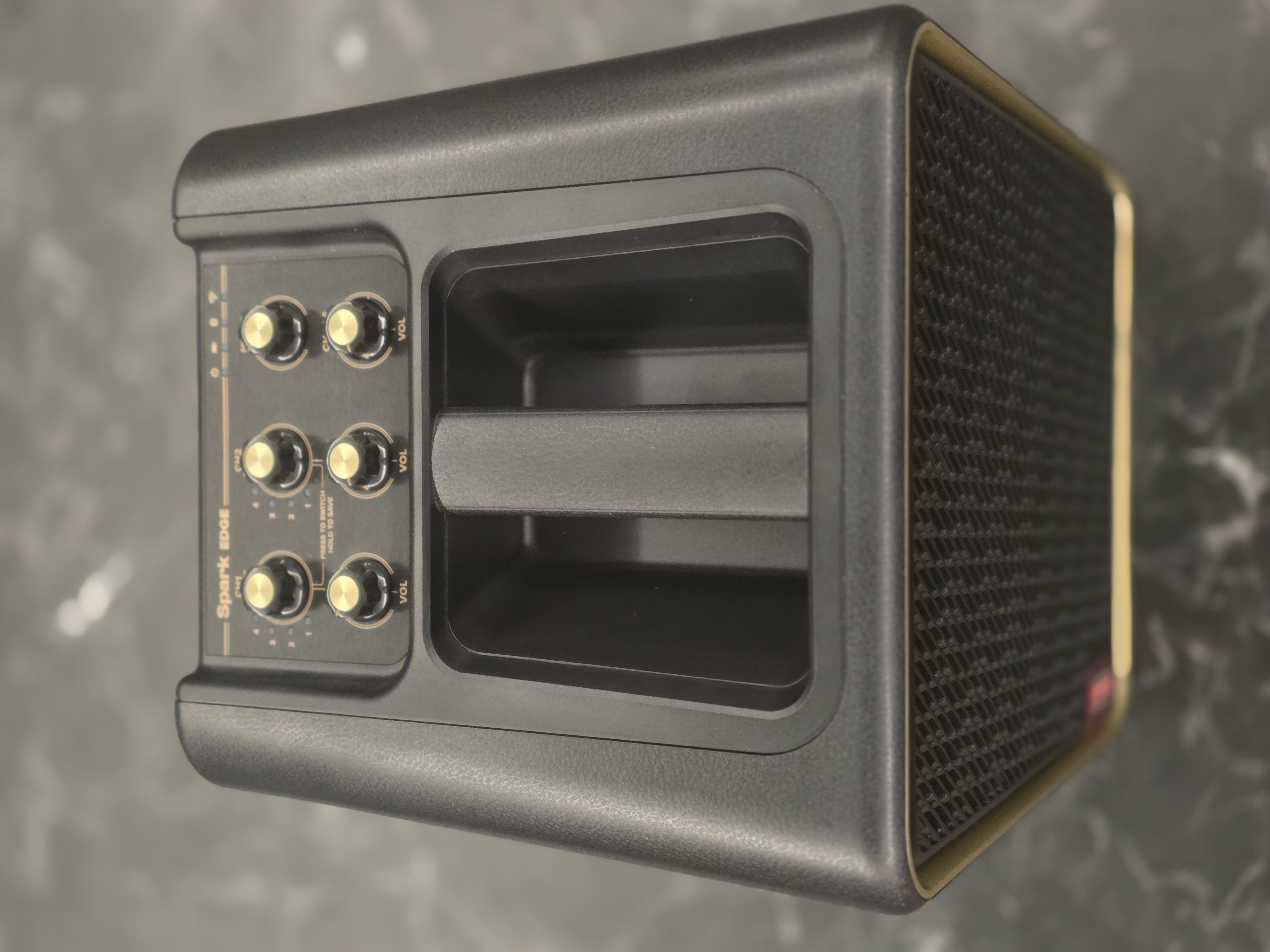 Spark Edge 65W 3