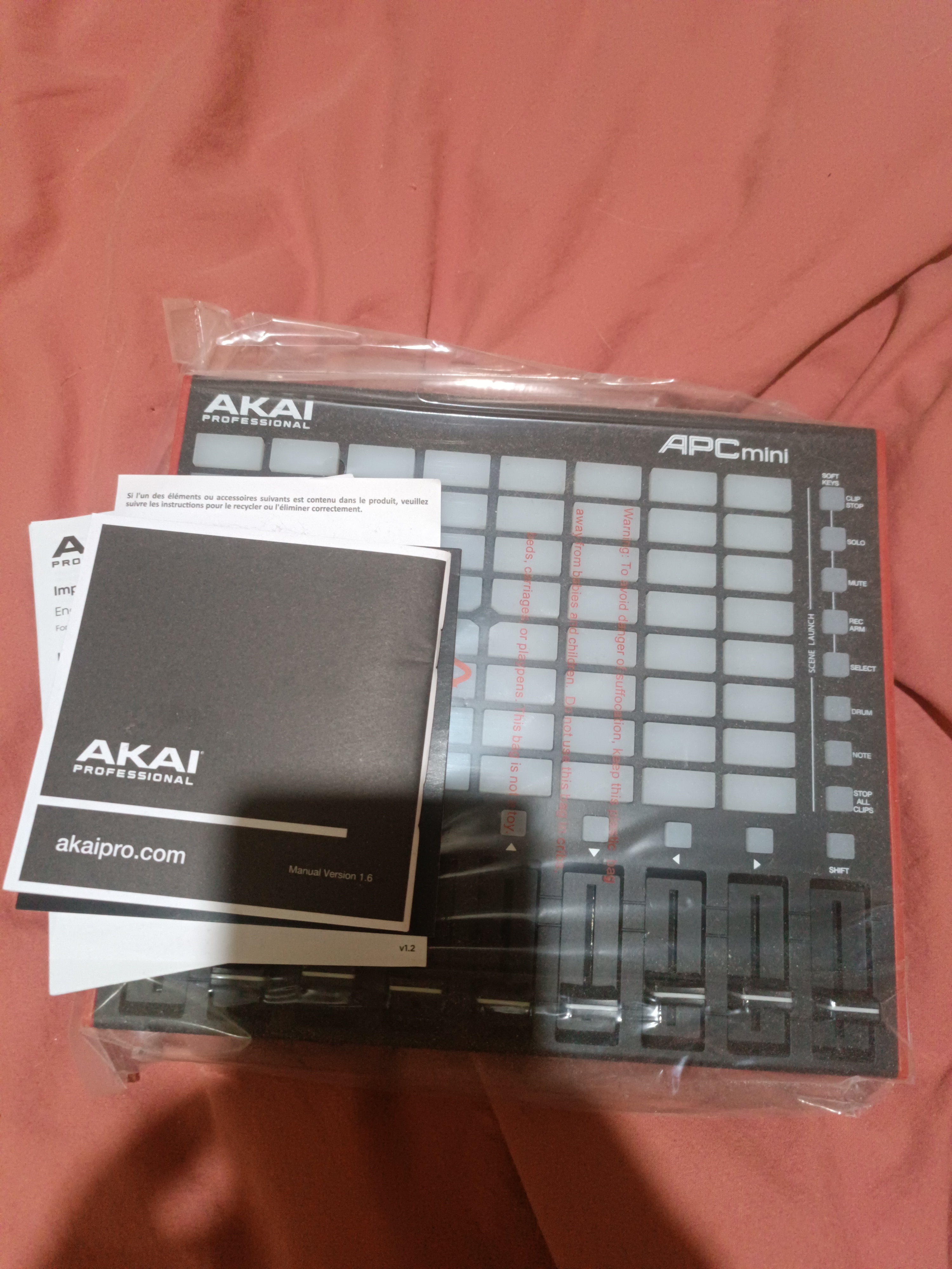 Akai APC mini 2