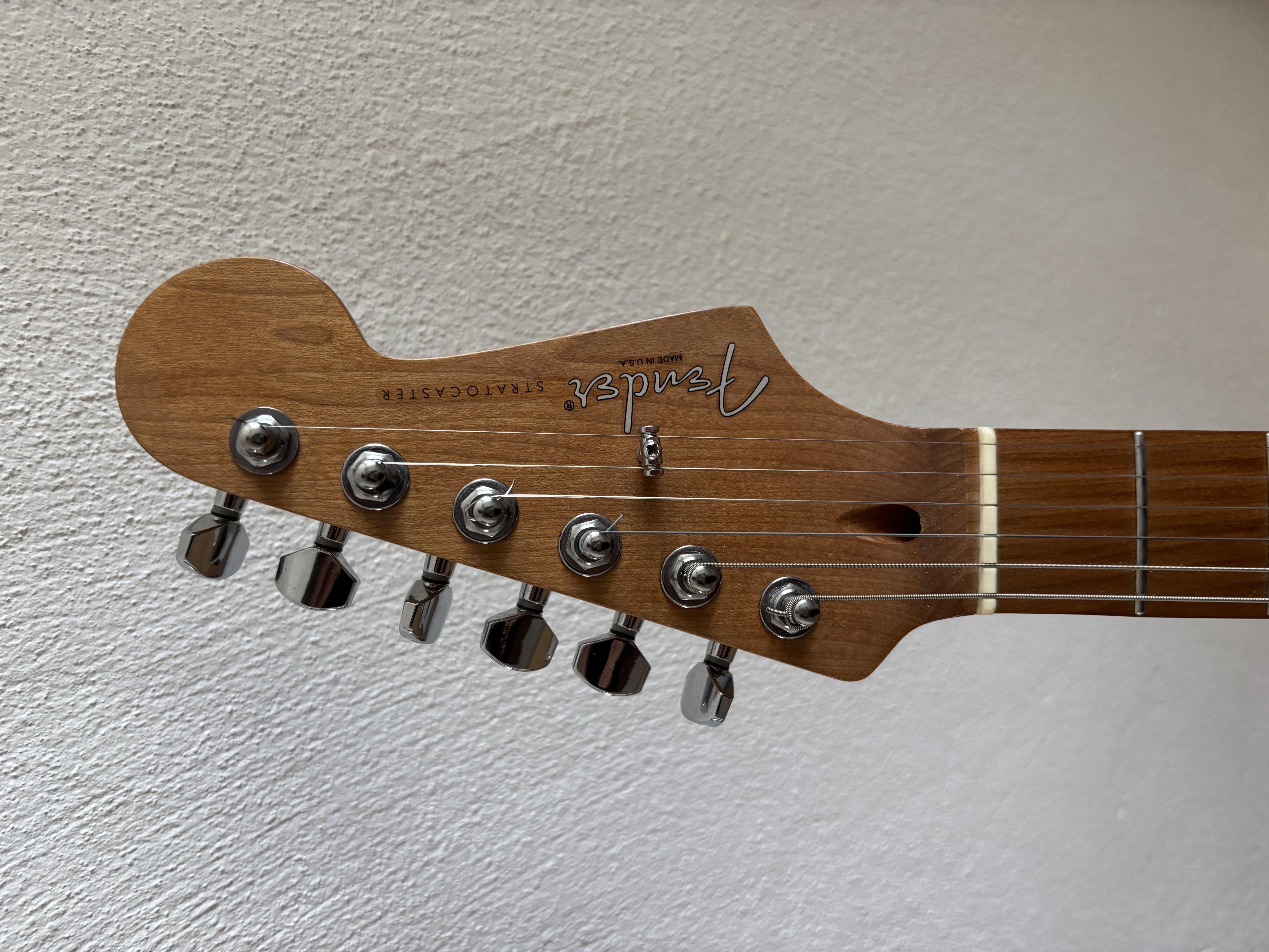 FENDER STRAT MEKSİKA 3