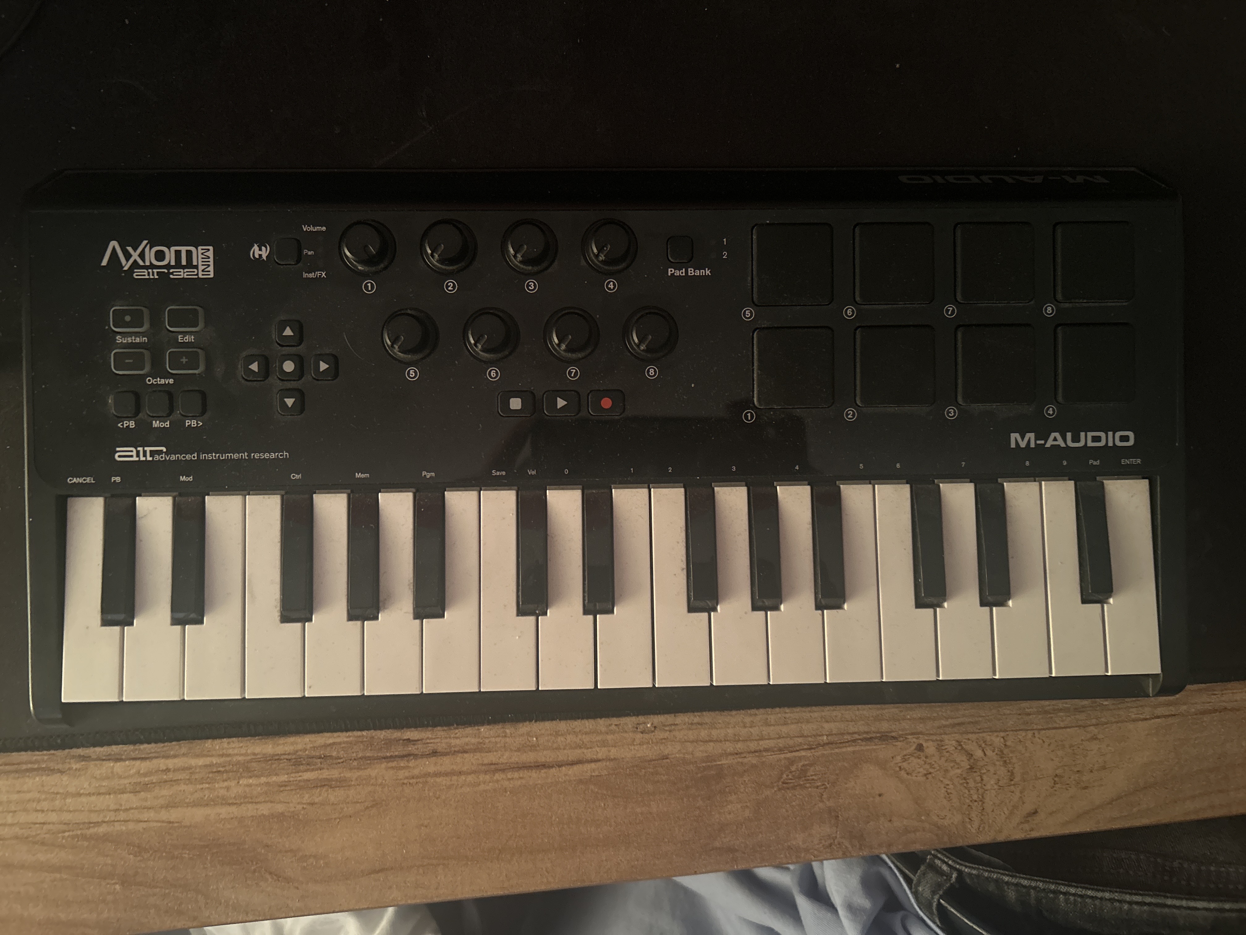 M-AUDİO axiom air 32 1