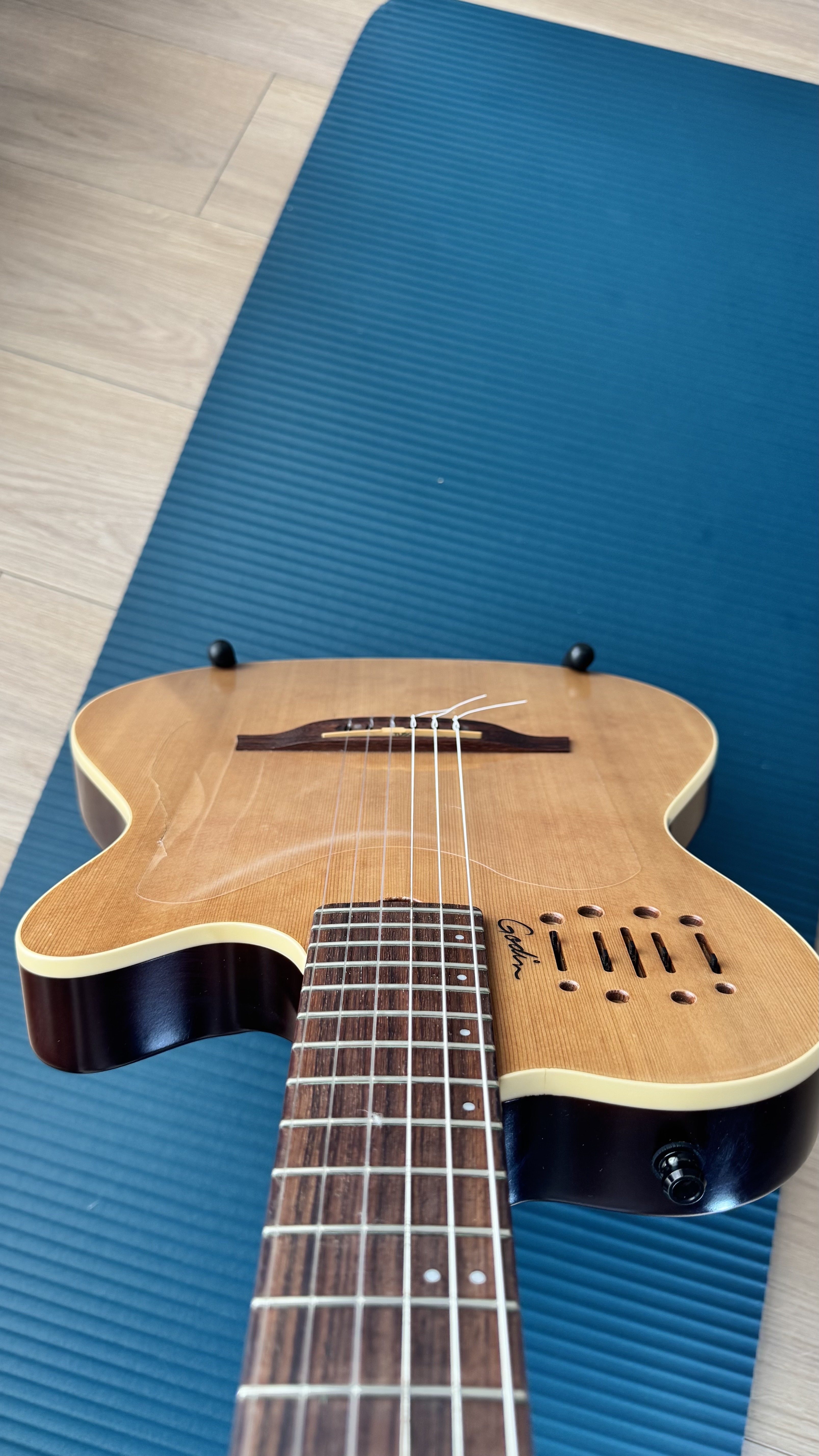 acil satılık FİYAT DÜŞMÜŞTÜR !!! - godin encore 8