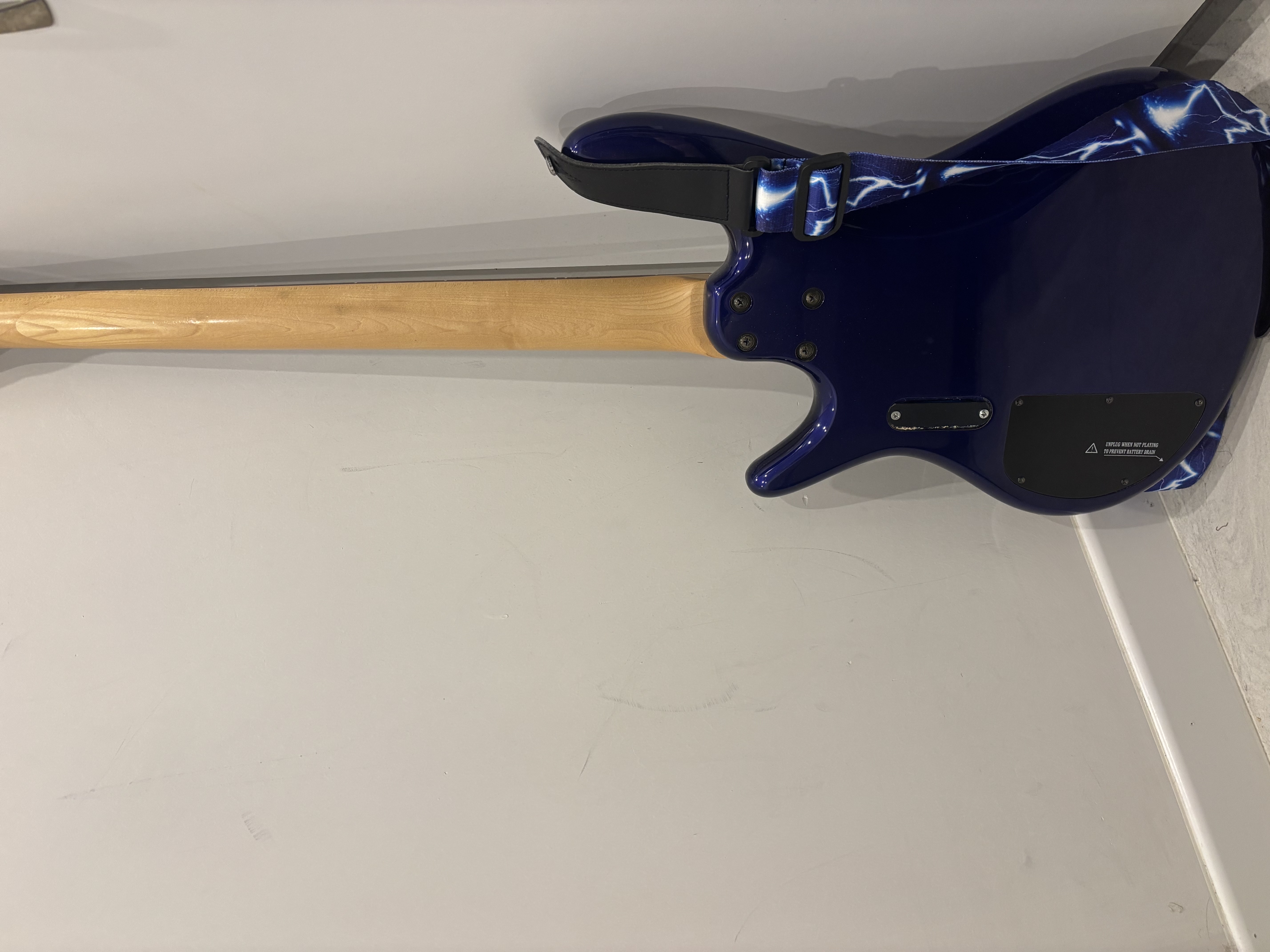 ibanez gsr200 bas gitar 4